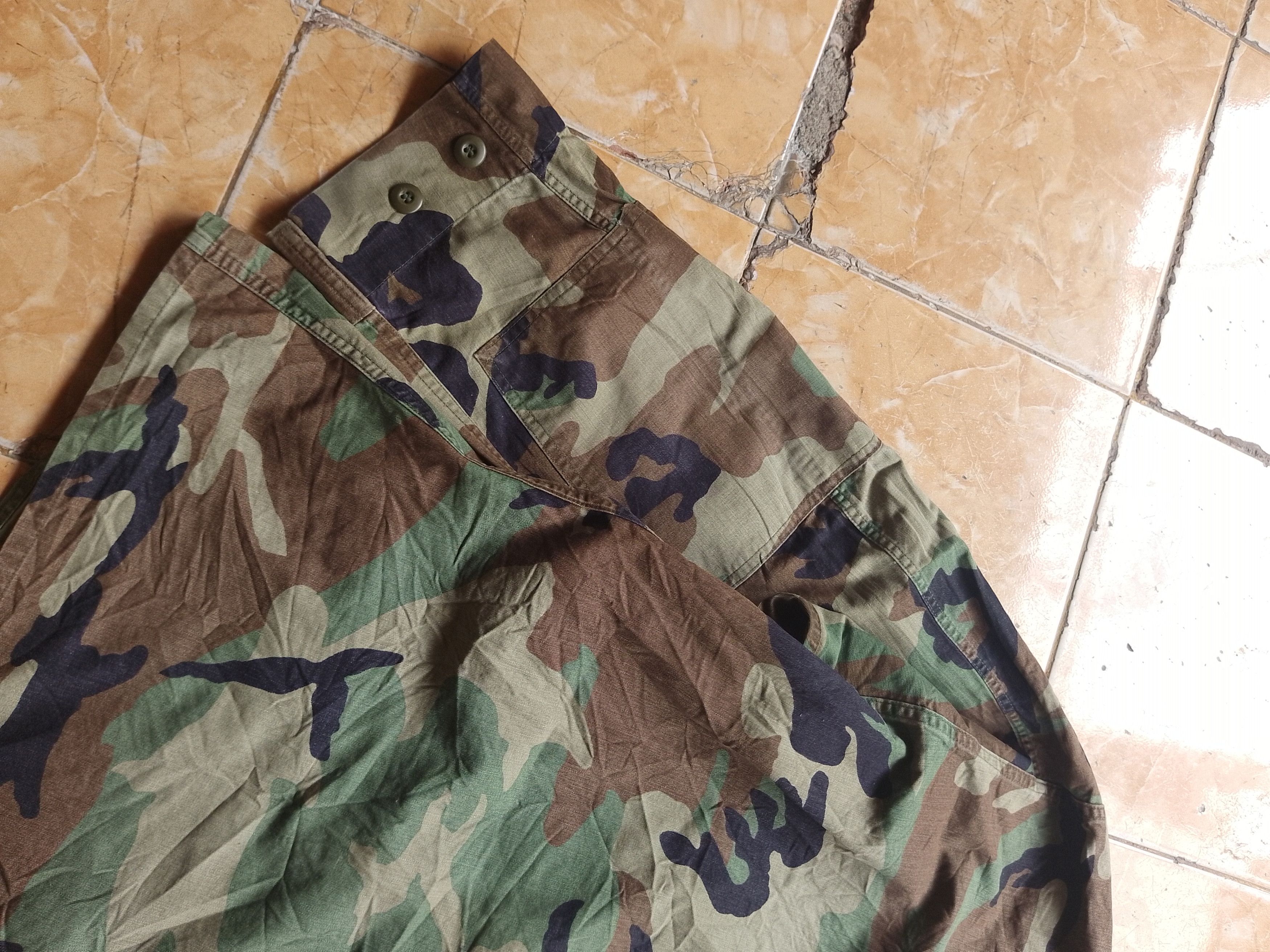 Vintage Vintage US ARMY Coat Woodland Camo Size US L / EU 52-54 / 3 - 11 Thumbnail