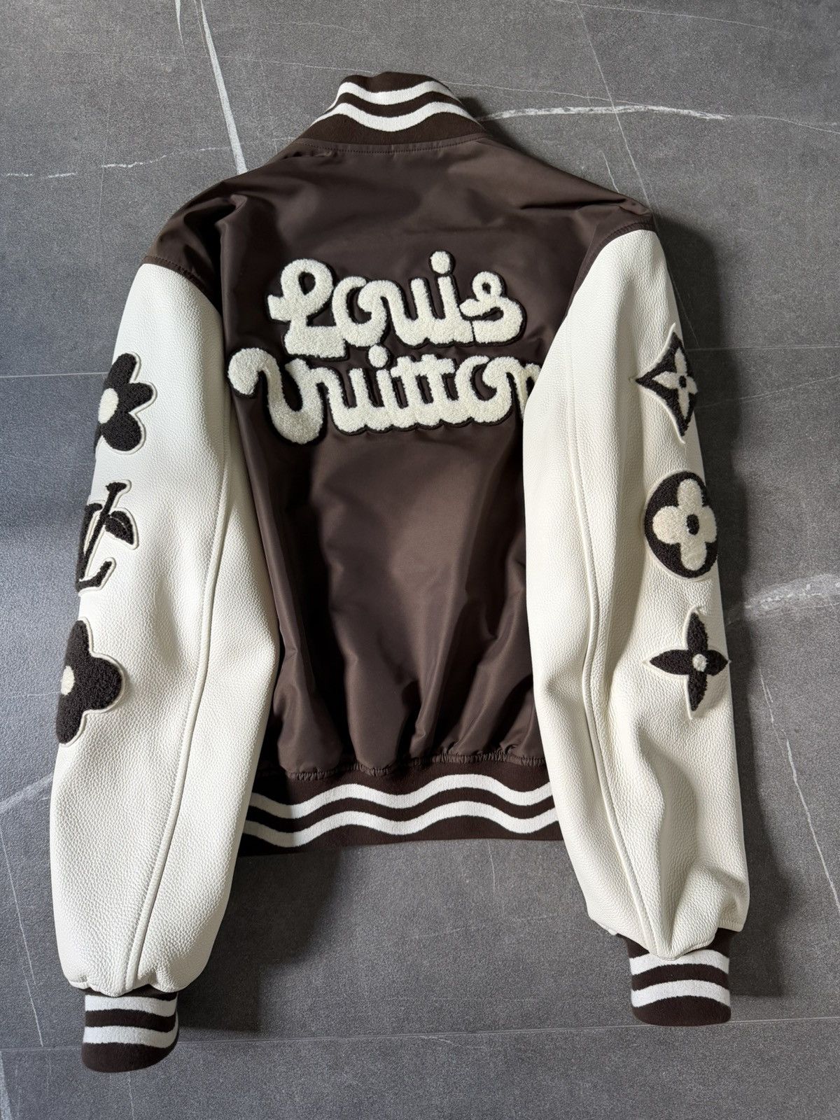 Louis Vuitton × Tyler The Creator Louis Vuitton Tyler The Creator Logo Embroidered Bomber Size US S / EU 44-46 / 1 - 3 Thumbnail