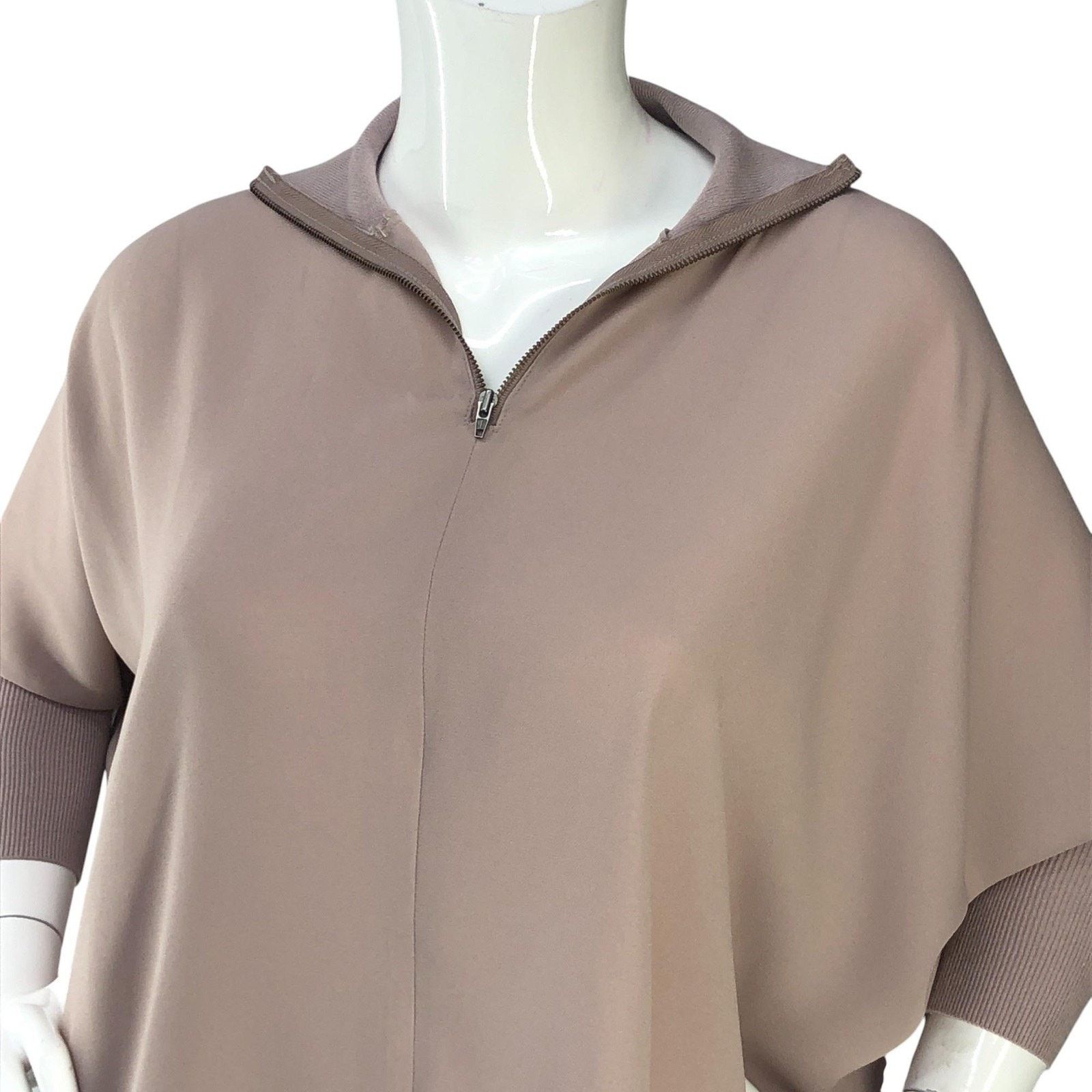 Aritzia Babaton Pullover M Pink Half Zip Short Sleeve *TINY FLAW Size M / US 6-8 / IT 42-44 - 3 Thumbnail