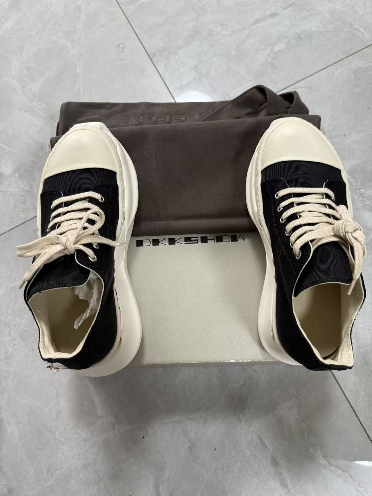 Rick Owens Rick Owens Hi-Top Sneakers Size US 9.5 / EU 42-43 - 2 Thumbnail