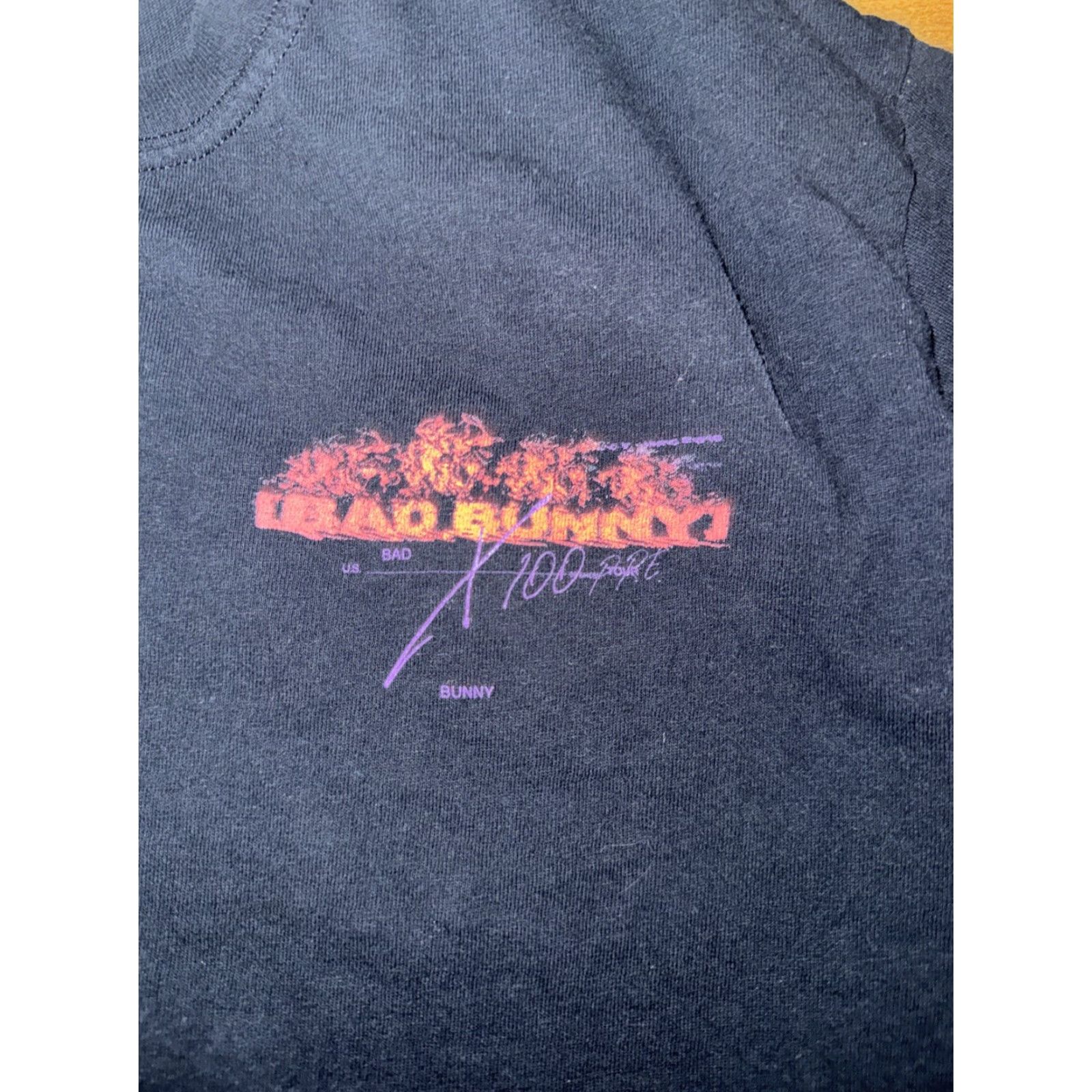 Vintage Bad Bunny X100PRE Tour T-Shirt Black M Men Shirt 90s? Size US M / EU 48-50 / 2 - 4 Thumbnail