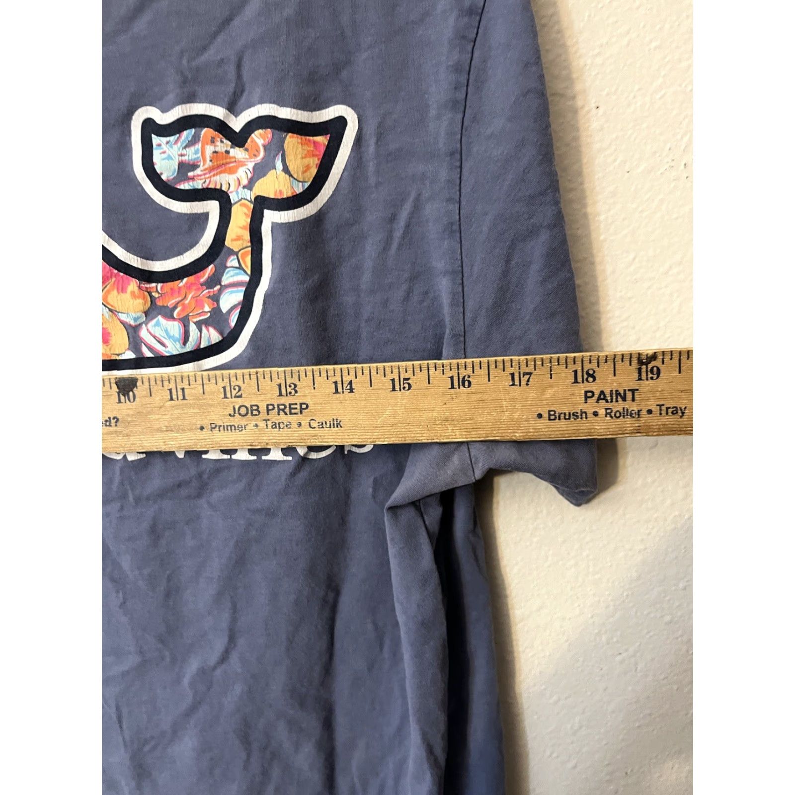 Vineyard Vines Vineyard Vines T Shirt Mens Small Blue Whale Pocket Short Sleeve Distres Size US S / EU 44-46 / 1 - 5 Thumbnail