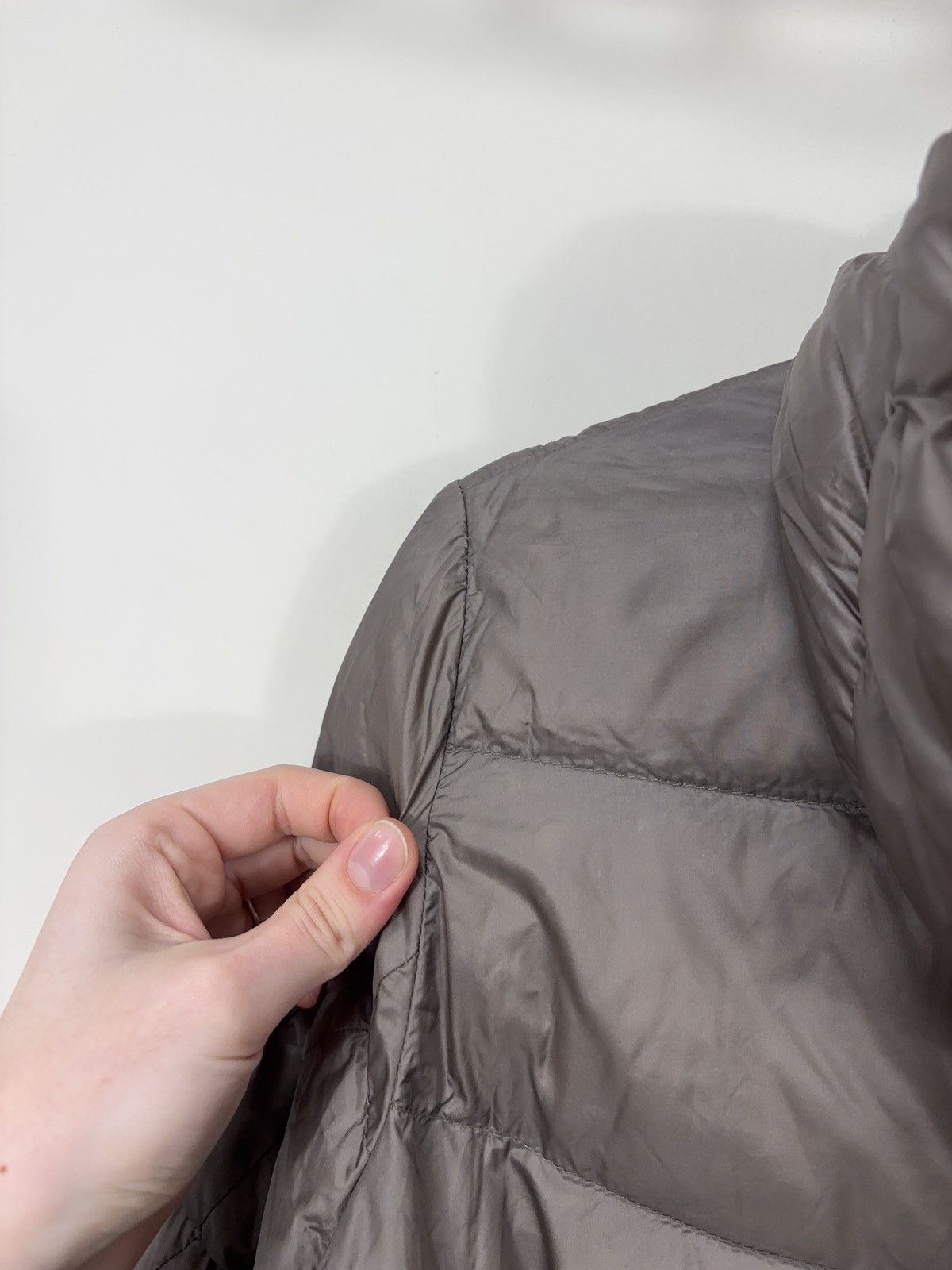 Jil Sander × Uniqlo Jil Sander x Uniqlo +J Women’s Brown Lightweight Down Jacket Size L / US 10 / IT 46 - 24 Thumbnail