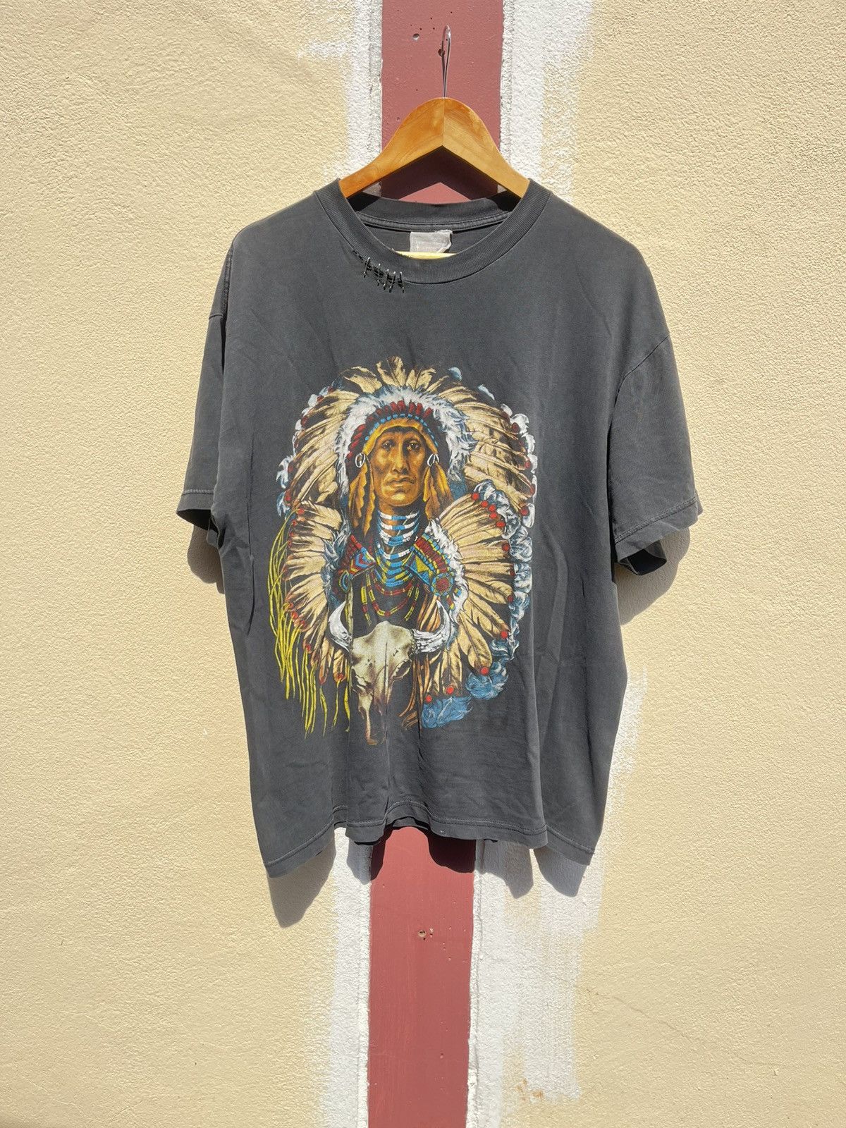 Vintage Faded Indian tee 90s’ Size US XL / EU 56 / 4 - 1 Thumbnail
