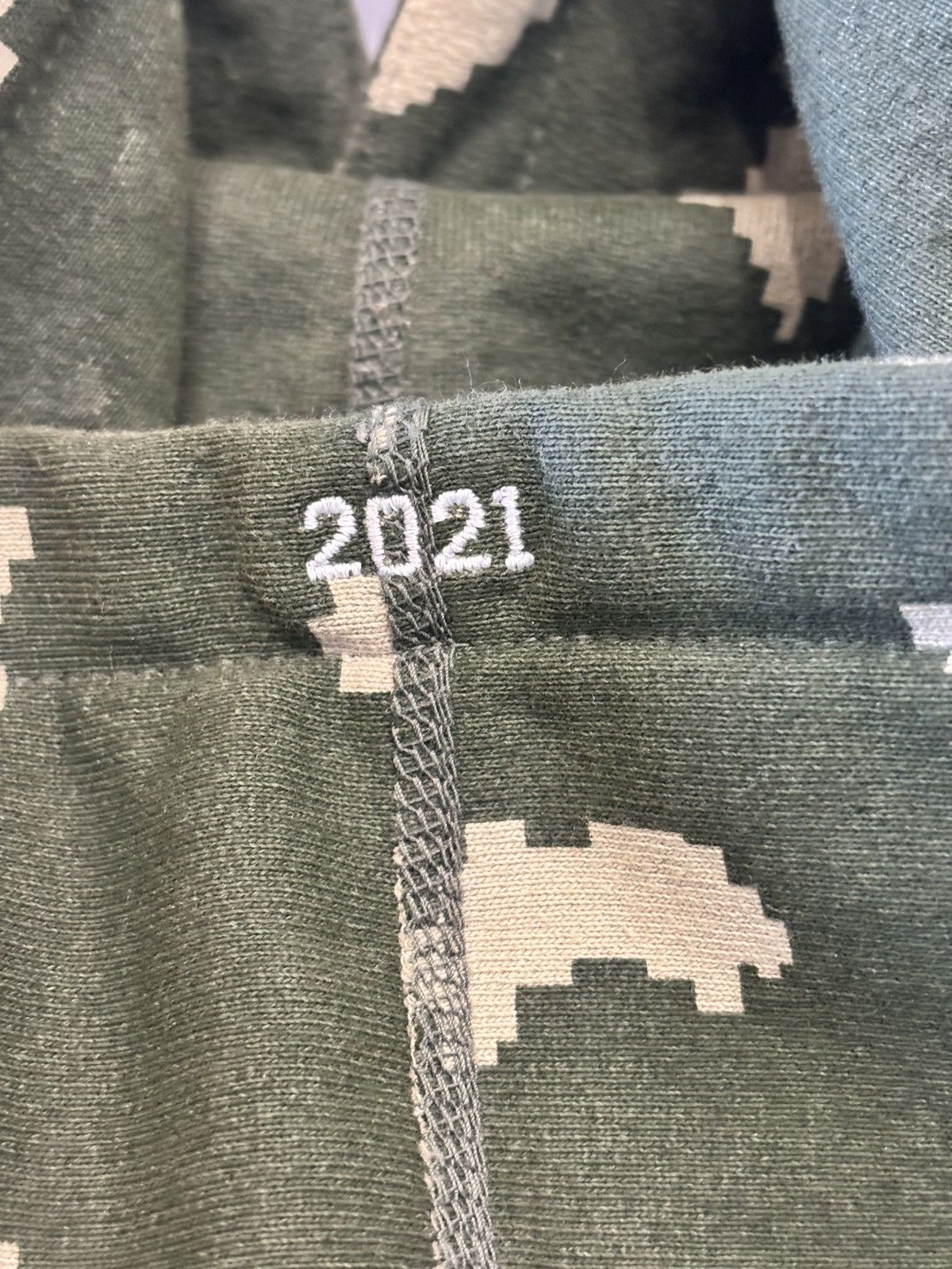 Supreme SUPREME CAMO BOX LOGO HOODIE SIZE M Size US M / EU 48-50 / 2 - 8 Thumbnail