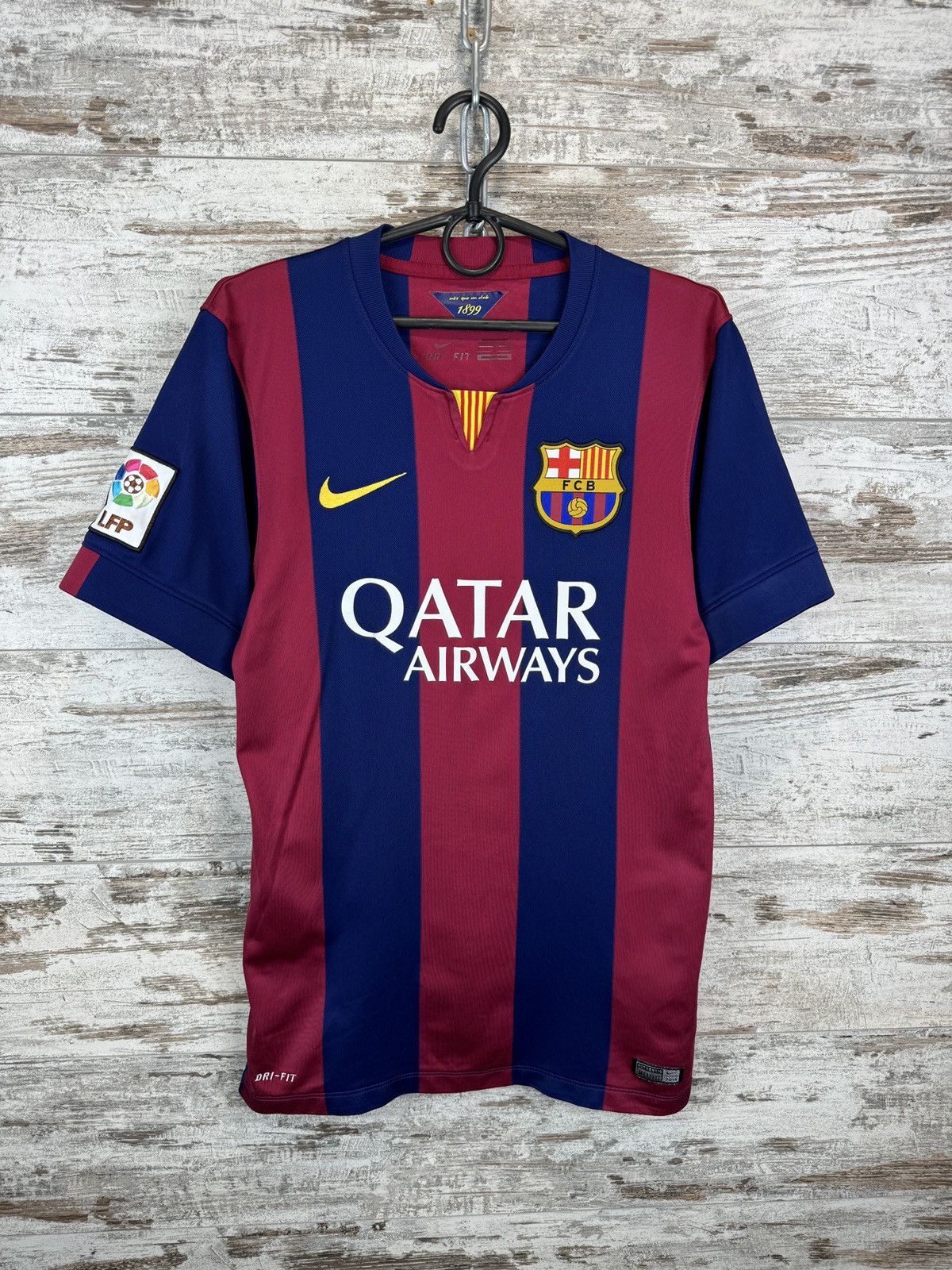 Nike Mens Nike FC Barcelona Jacky Xiao 6 T-shirt soccer jersey Size US S / EU 44-46 / 1 - 2 Thumbnail