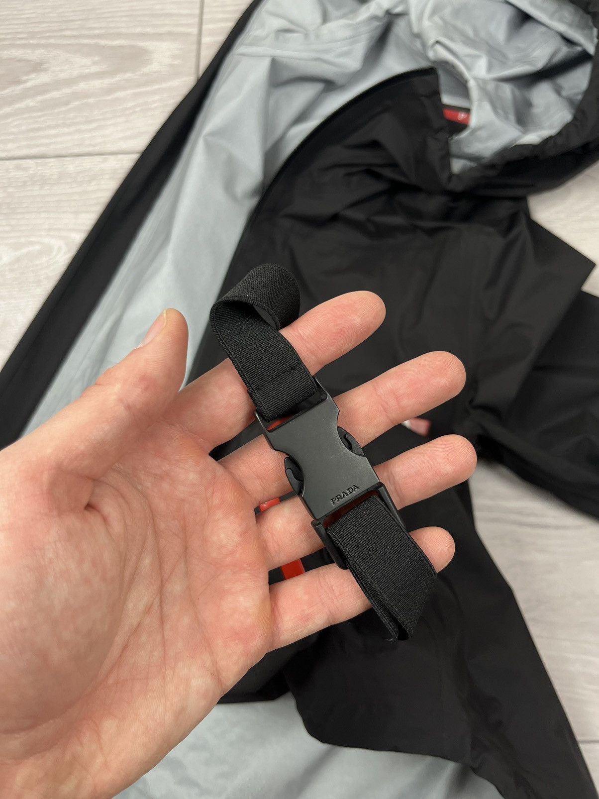 Prada Prada Linea Rossa Black Red Tab Ski Jacket Womens XS Size XS / US 0-2 / IT 36-38 - 21 Thumbnail