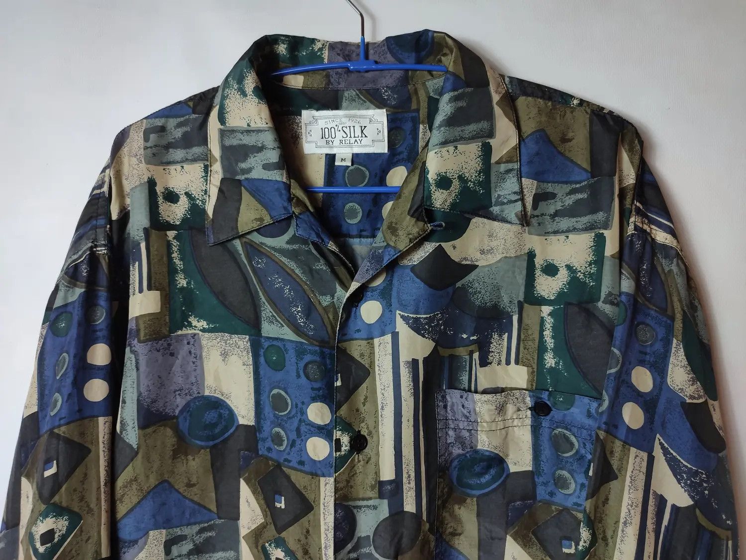 Other × Vintage Vintage Silk shirt by Relay Size US M / EU 48-50 / 2 - 2 Thumbnail