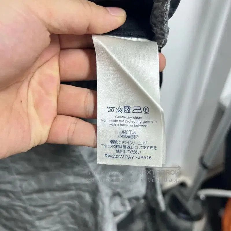 Louis Vuitton Louis Vuitton Gray Men's Shorts . Size US 30 / EU 46 - 4 Thumbnail