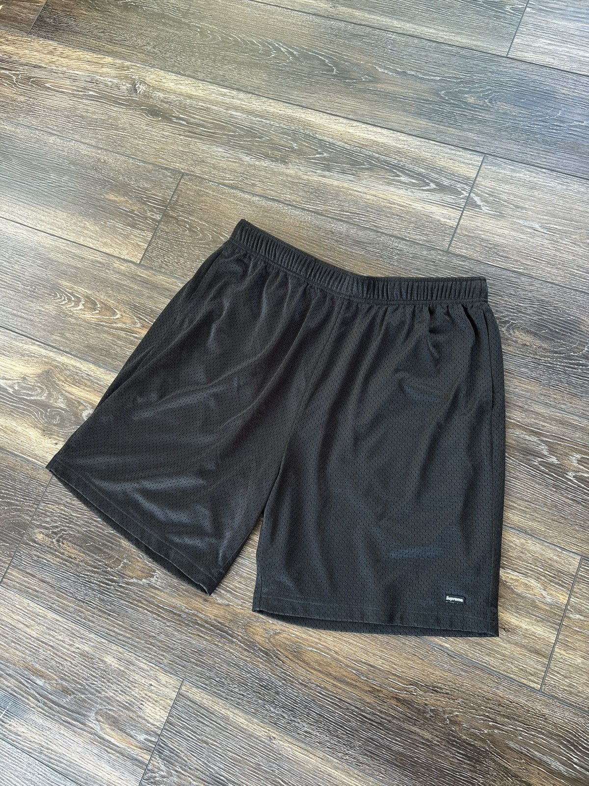 Supreme Supreme Small Box Baggy Mesh Short S/S 2025 | Grailed