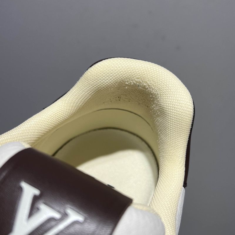 Louis Vuitton Louis Vuitton Trainer Low-Top Sneakers in White/Brown -2508 Size US 8.5 / EU 41-42 - 2 Thumbnail
