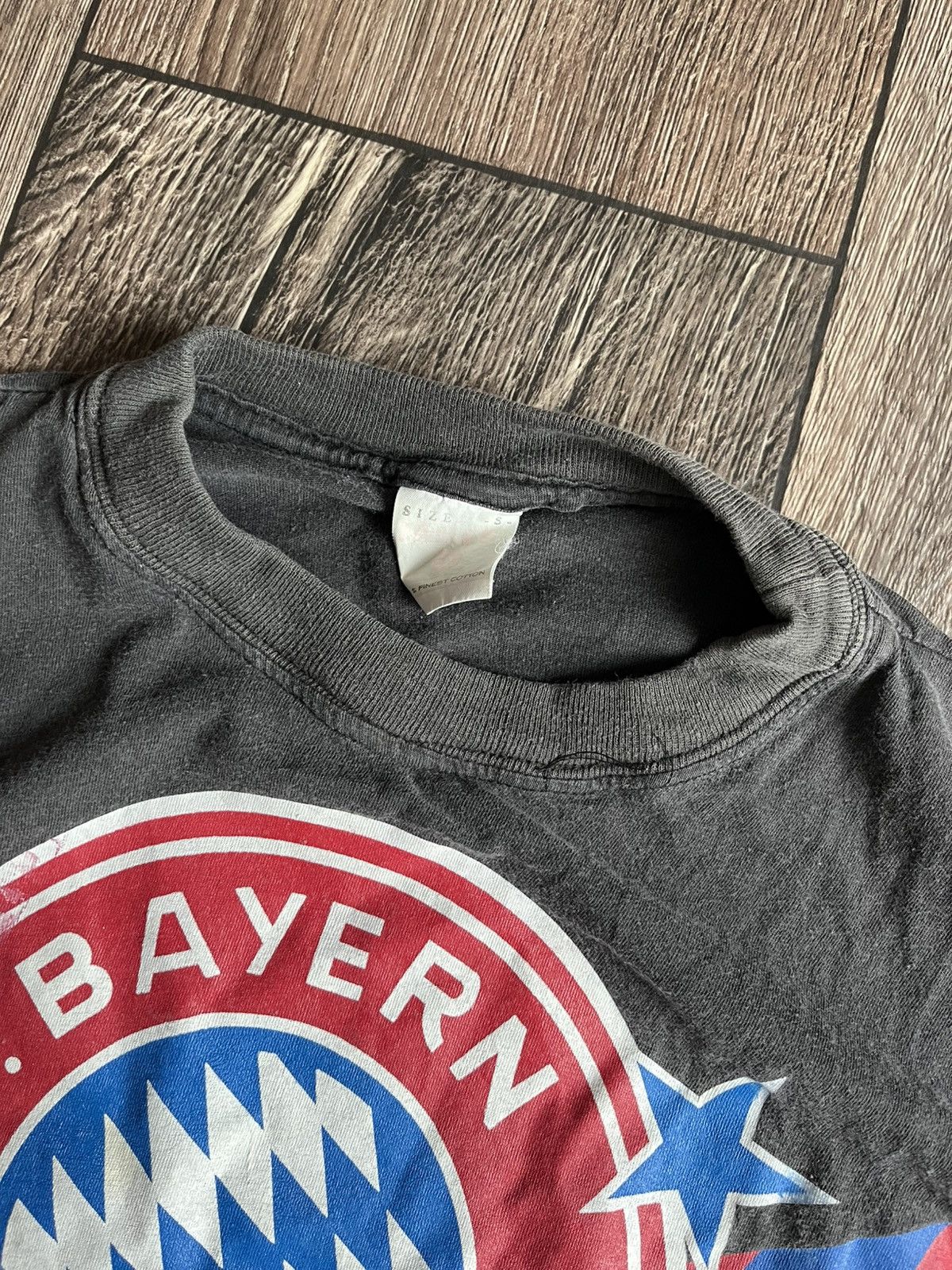 Vintage Vintage Bayern Munich Champions Graphic Football Faded Tee Size US S / EU 44-46 / 1 - 8 Thumbnail