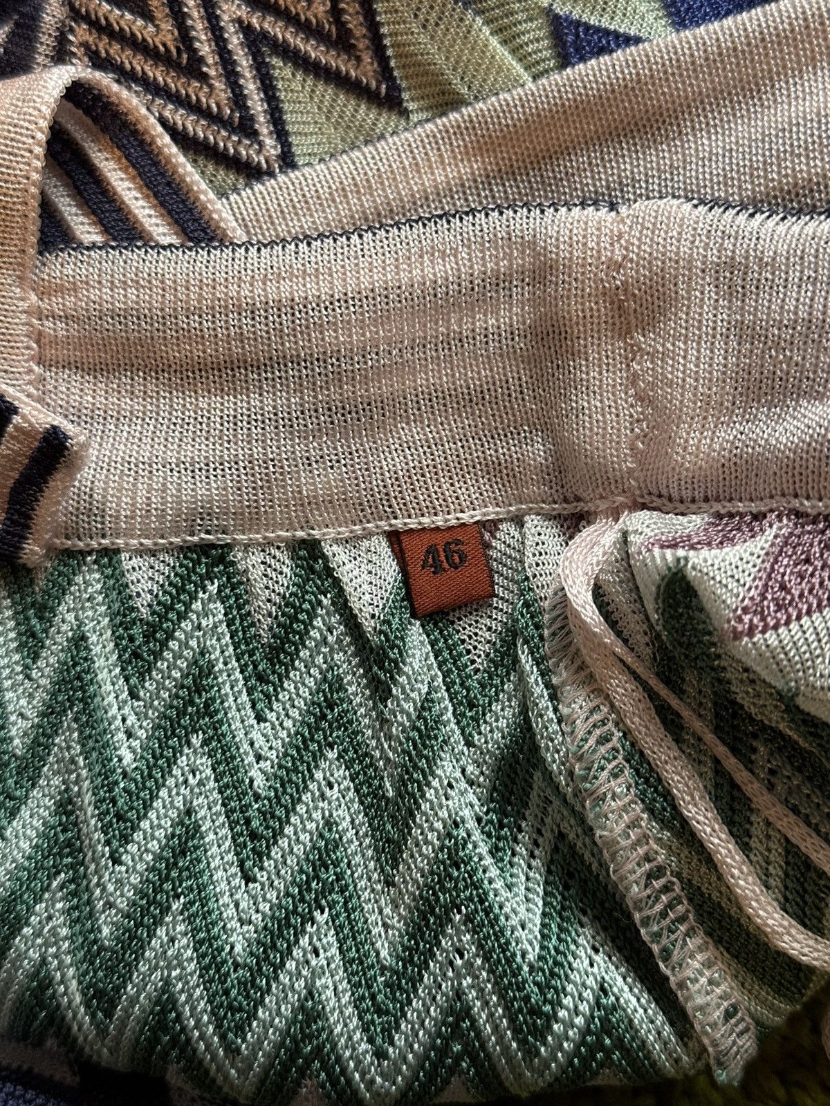 Designer × Missoni × Vintage Missoni 2000s coloured zig zag knit tank top Size L / US 10 / IT 46 - 5 Thumbnail