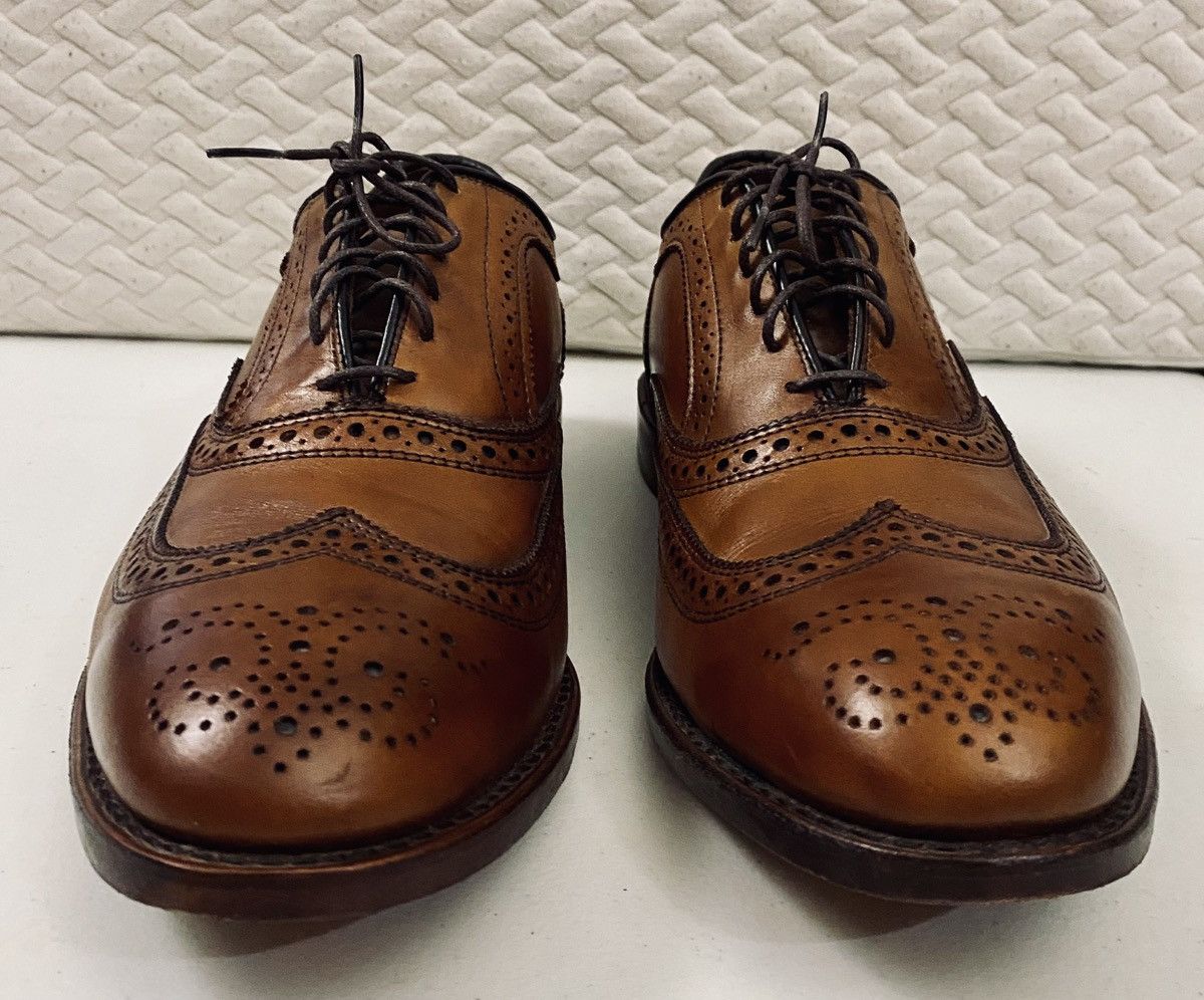 Allen Edmonds Allen Edmonds 🇺🇸 McAllister Wing-Tip Oxford Walnut 11 EE VGC Size US 11 / EU 44 - 4 Thumbnail