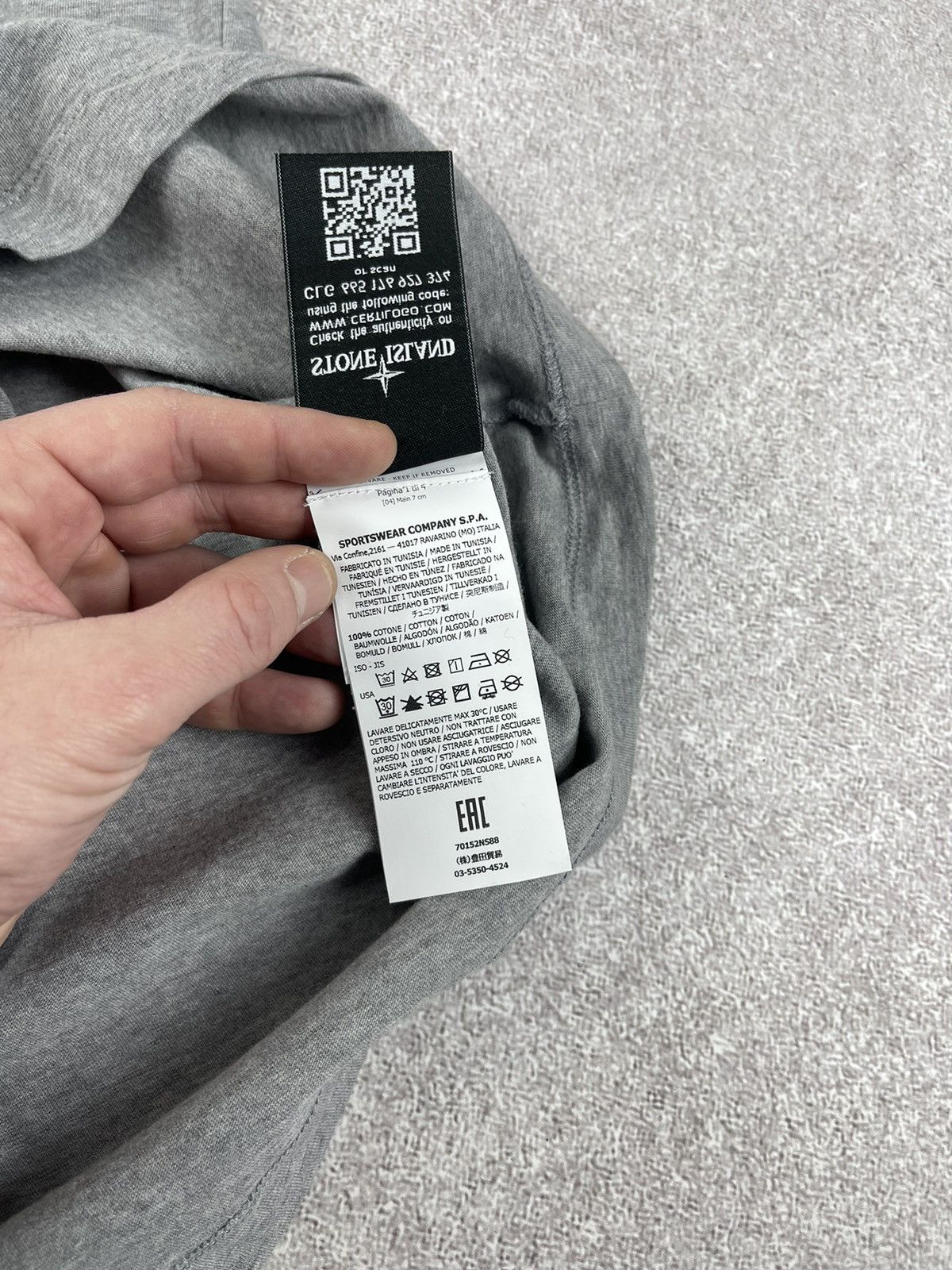 Stone Island Stone Island Reflective Logo T-Shirt Size US S / EU 44-46 / 1 - 7 Thumbnail