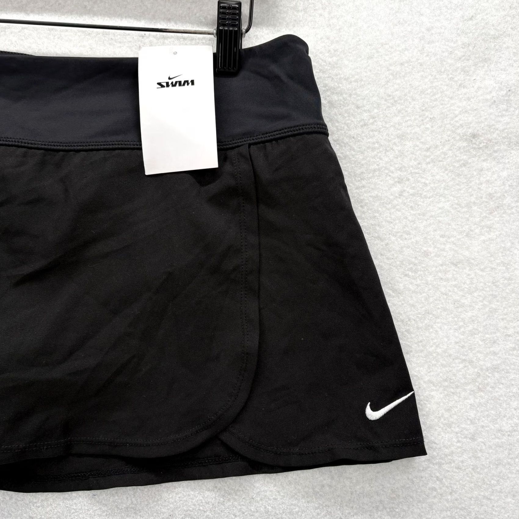 Nike Nike Swim Skirt Bottom Womens Large Black Built-In Brief Lined Stretch Outdoors Size 36" / US 14 / IT 50 - 2 Thumbnail