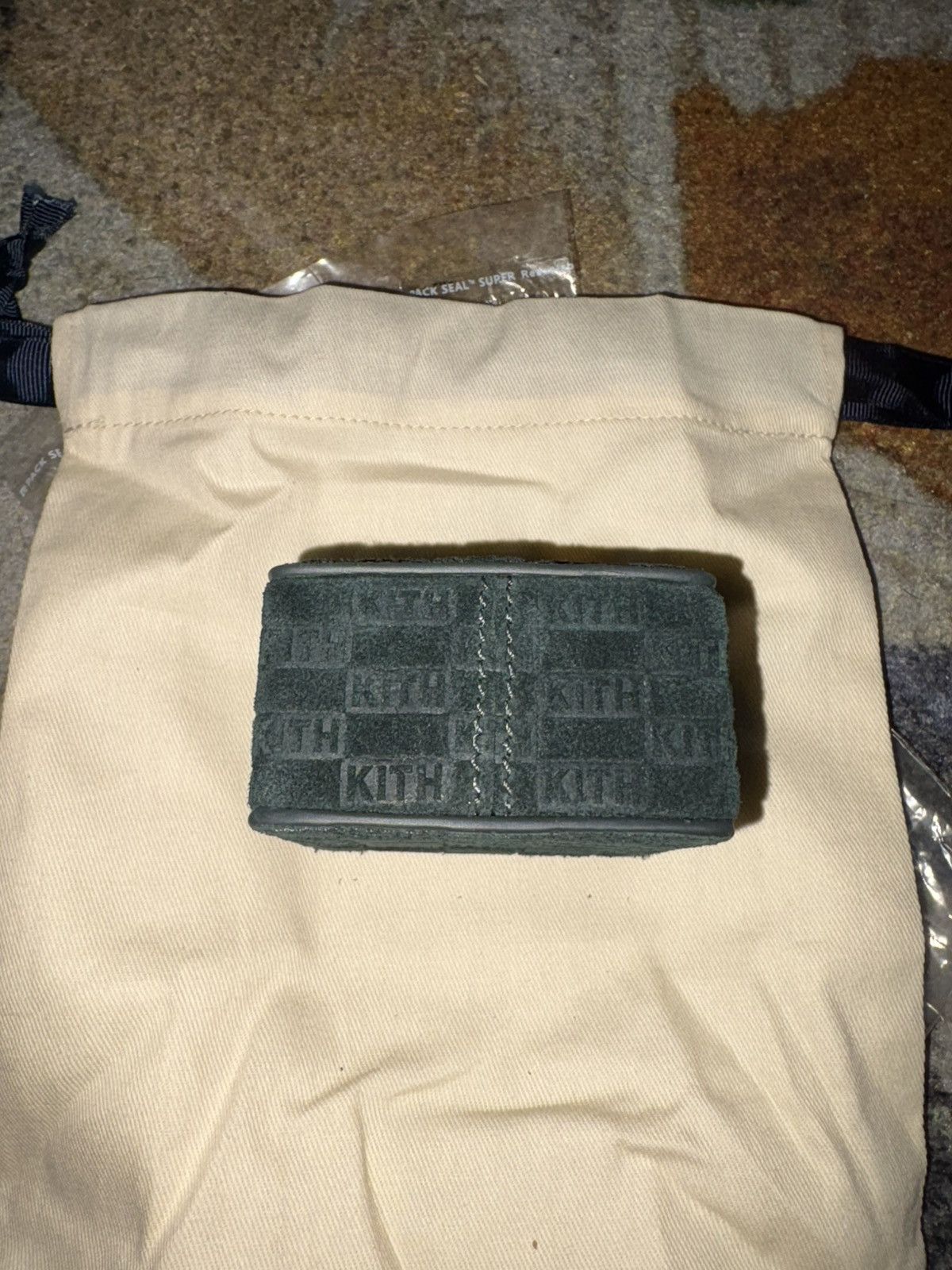 Kith Kith Monogram Leather Square Frame Jewelry Case Stadium Size ONE SIZE - 5 Thumbnail