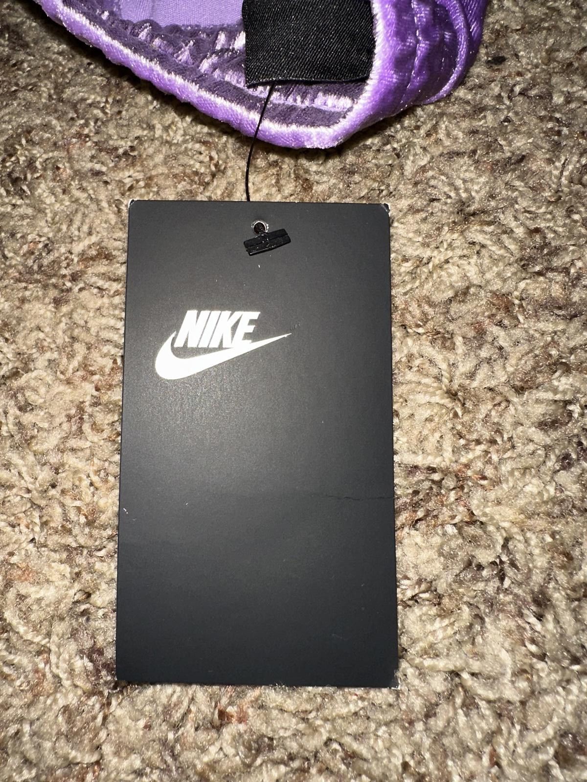 Nike Nike Big Kids (Girl’s) Velour Purple Tracksuit Pants Size 24" / US 00 / IT 34 - 12 Thumbnail