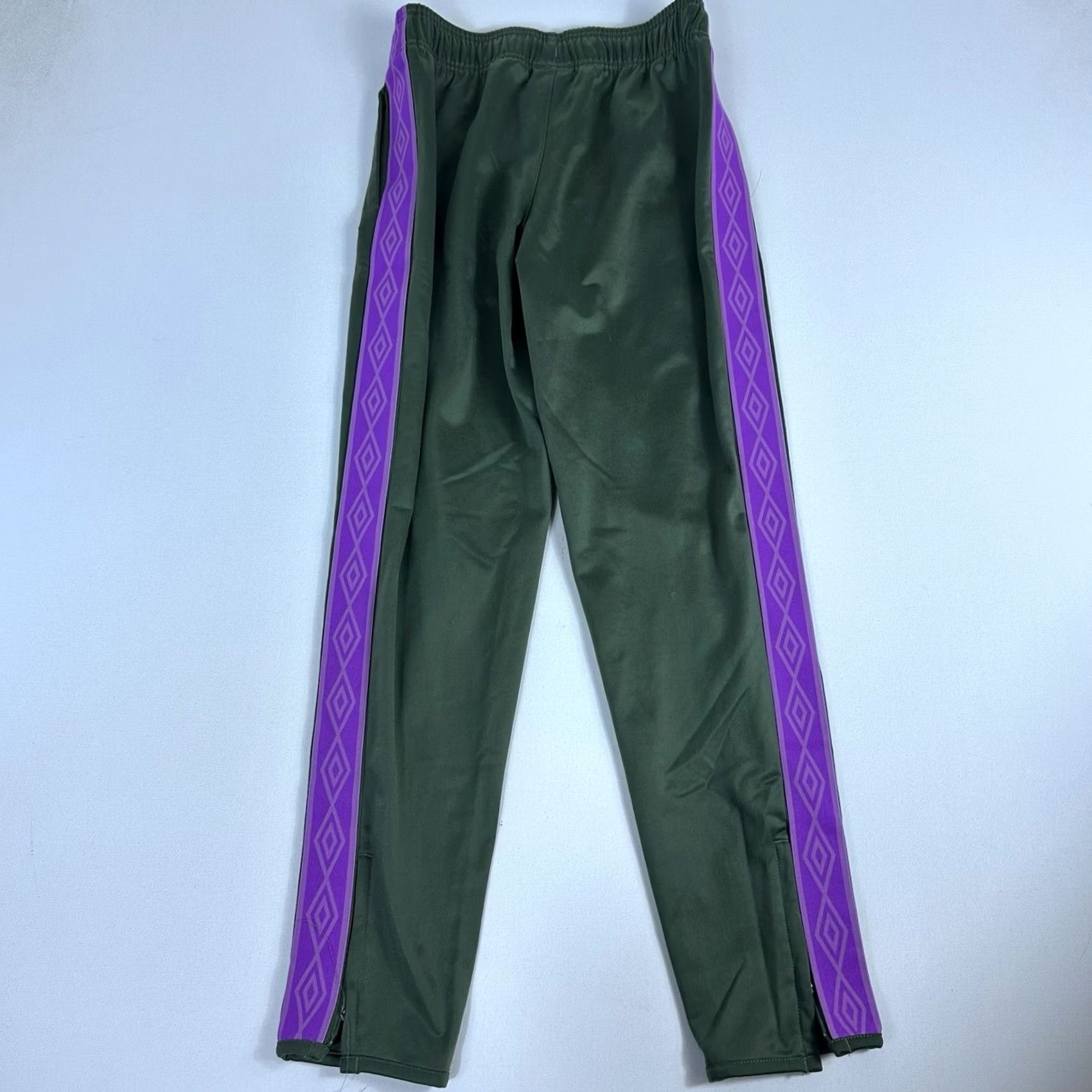Umbro Umbro Track Pants Womens Small Green Purple Striped Polyester Activewear Train Size 28" / US 6 / IT 42 - 2 Thumbnail