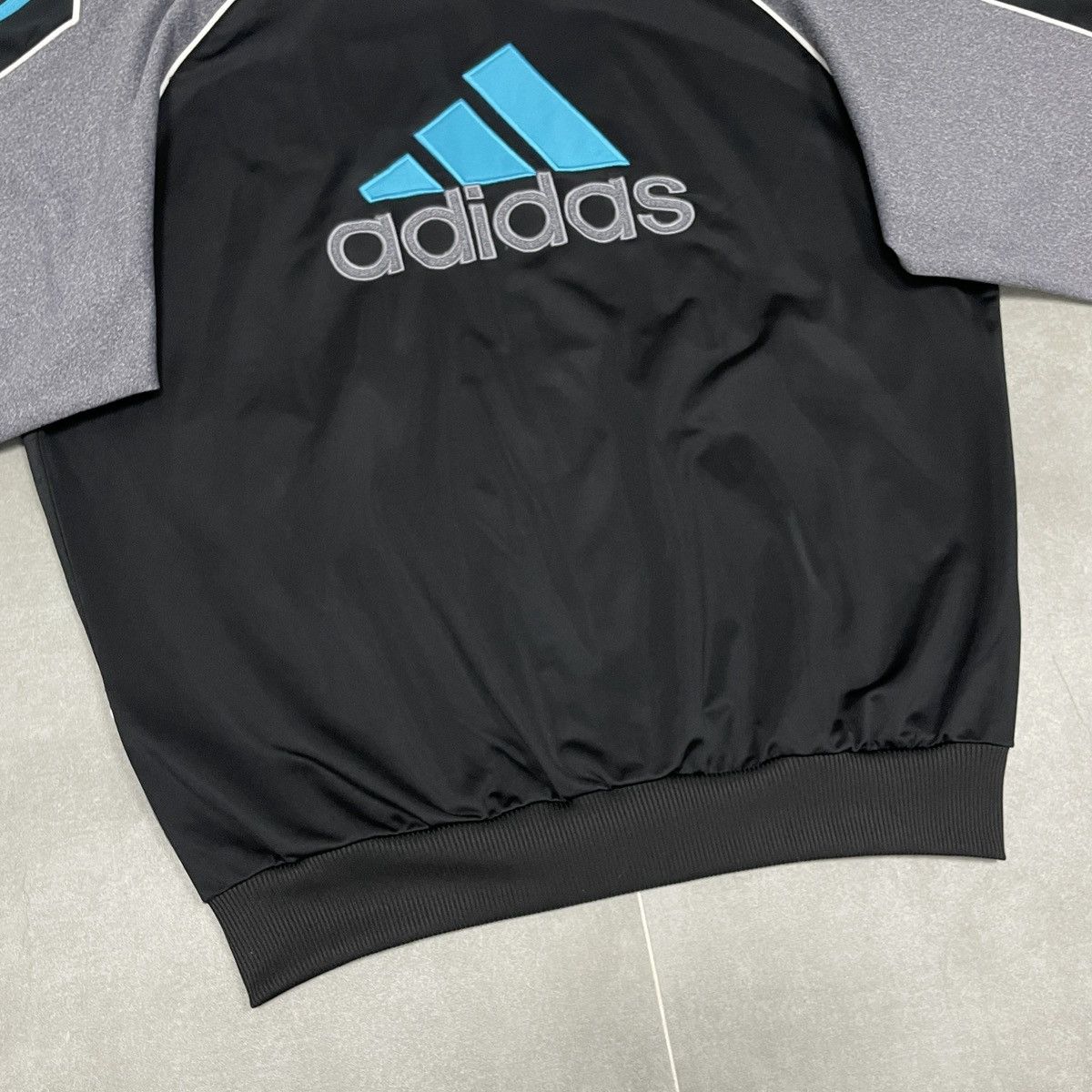 Adidas × Vintage Vintage Adidas Track Jacket Size L Size US L / EU 52-54 / 3 - 18 Thumbnail