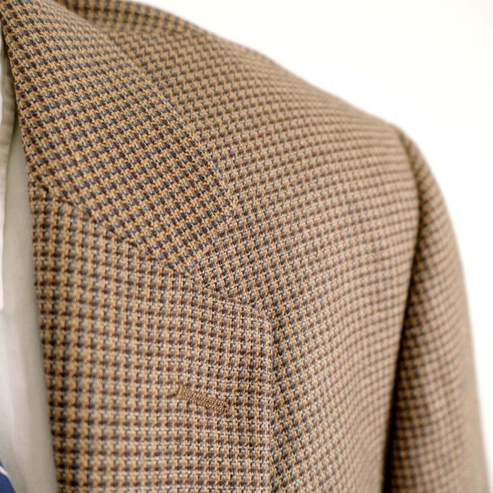 Jos. A. Bank Jos A Bank Wool Silk Blue Brown Tan Check Sport Coat 42L 2 B Size 42L - 2 Thumbnail