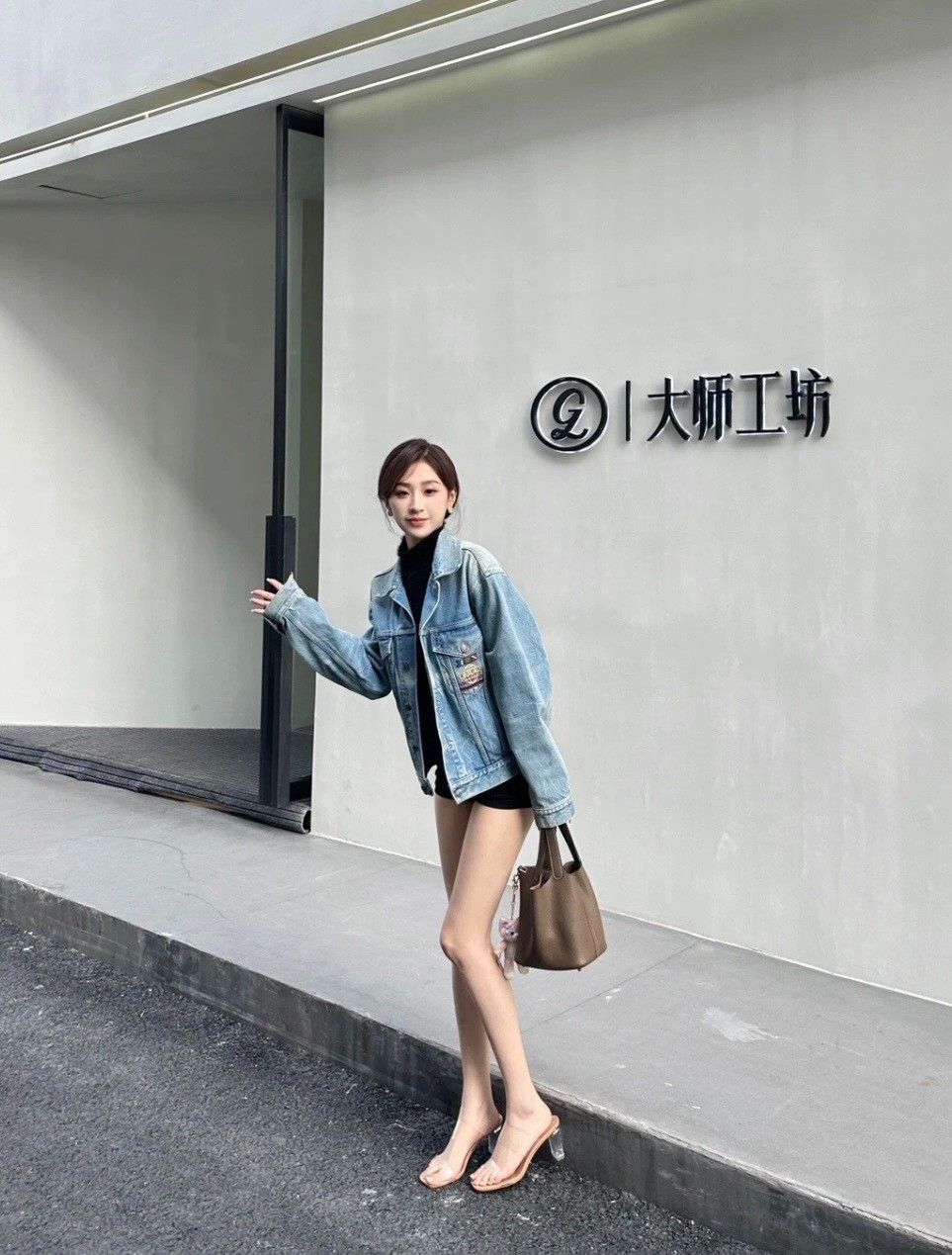 Gucci Gucci Washed Blue Embroidered Nautical Logo Denim Jacket Size US S / EU 44-46 / 1 - 6 Thumbnail