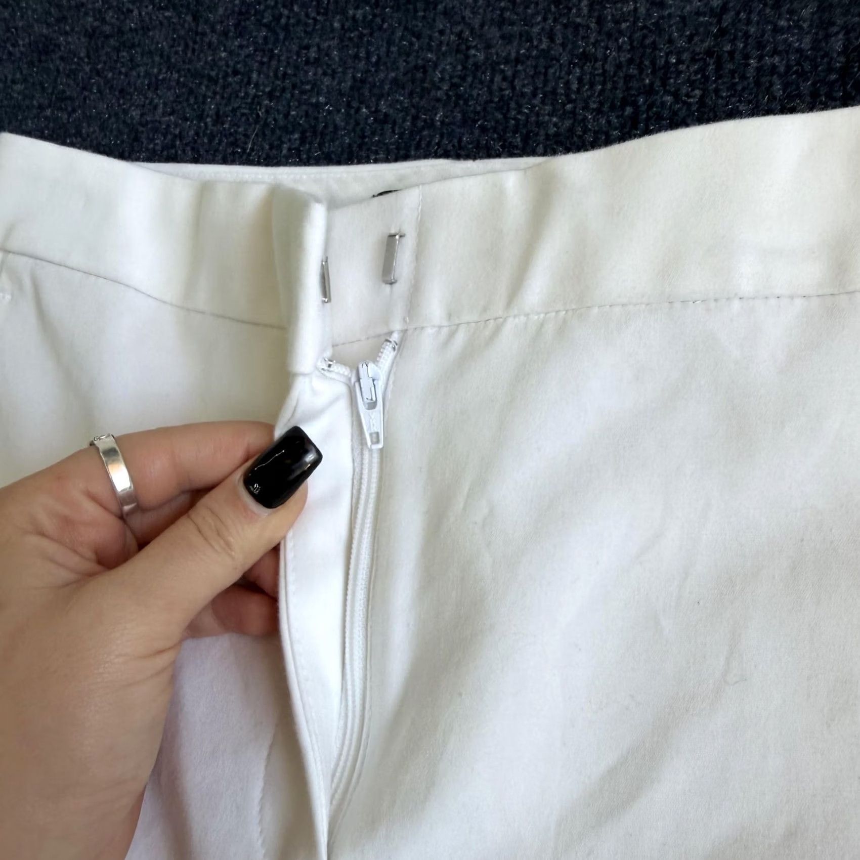 Ann Taylor Ann Taylor Pants Womens 0 White Twill Ankle Straight Slim Scallop Hem Career Size 25" / US 0 / IT 36 - 5 Thumbnail