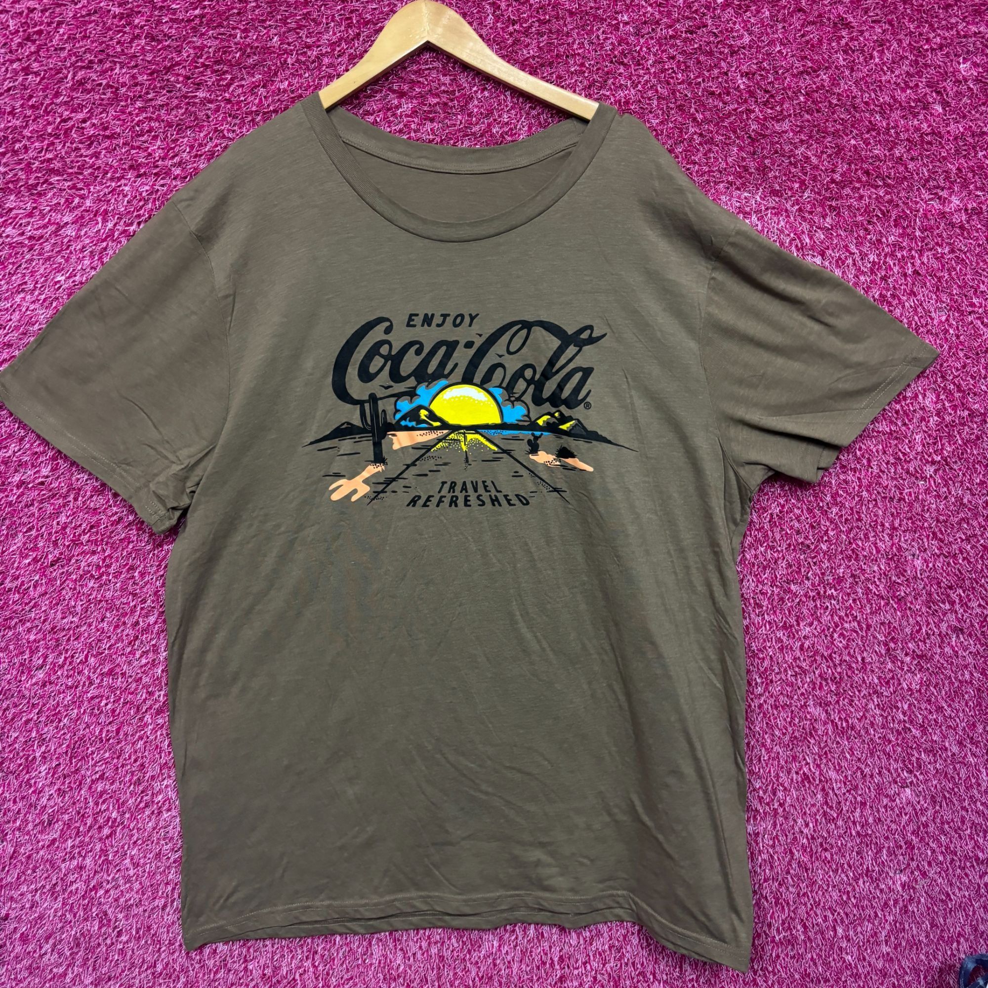 Coca Cola Coca-Cola Travel Refreshed Sunset T-shirt Size 3XLT Size US XXL / EU 58 / 5 - 1 Thumbnail