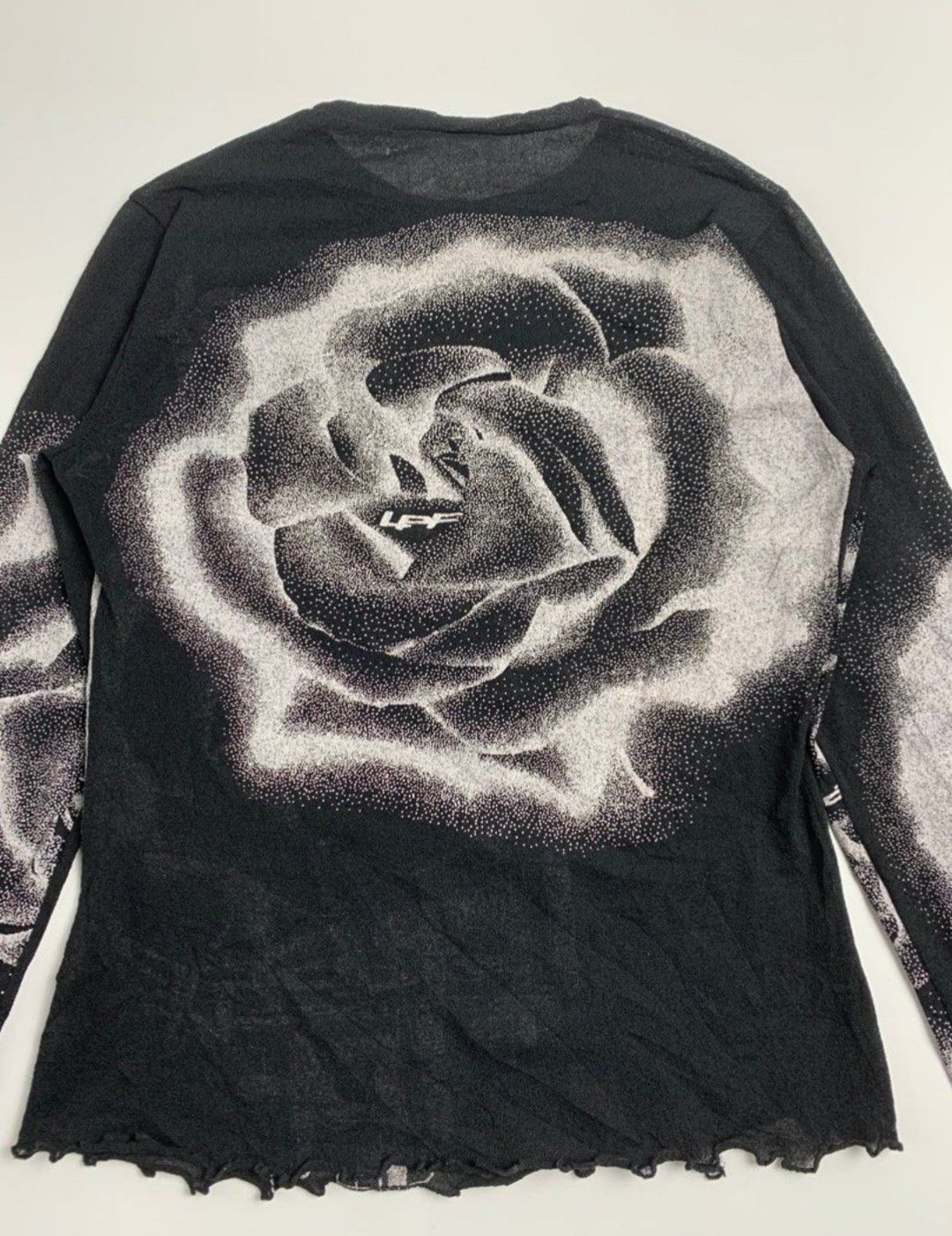 Japanese Brand Y2K LPF Mesh Top With Grayscale Rose Graphic Size M / US 6-8 / IT 42-44 - 6 Thumbnail