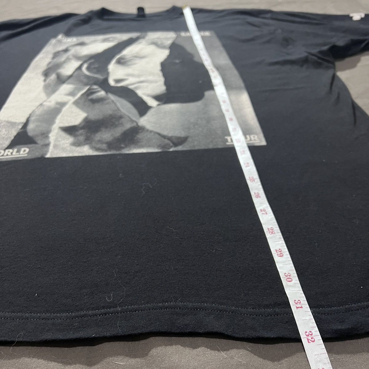 Rap Tees Jay-Z Magna Center World Tour Tee 3XL oversized HiphopRapper Size US XXL / EU 58 / 5 - 7 Thumbnail