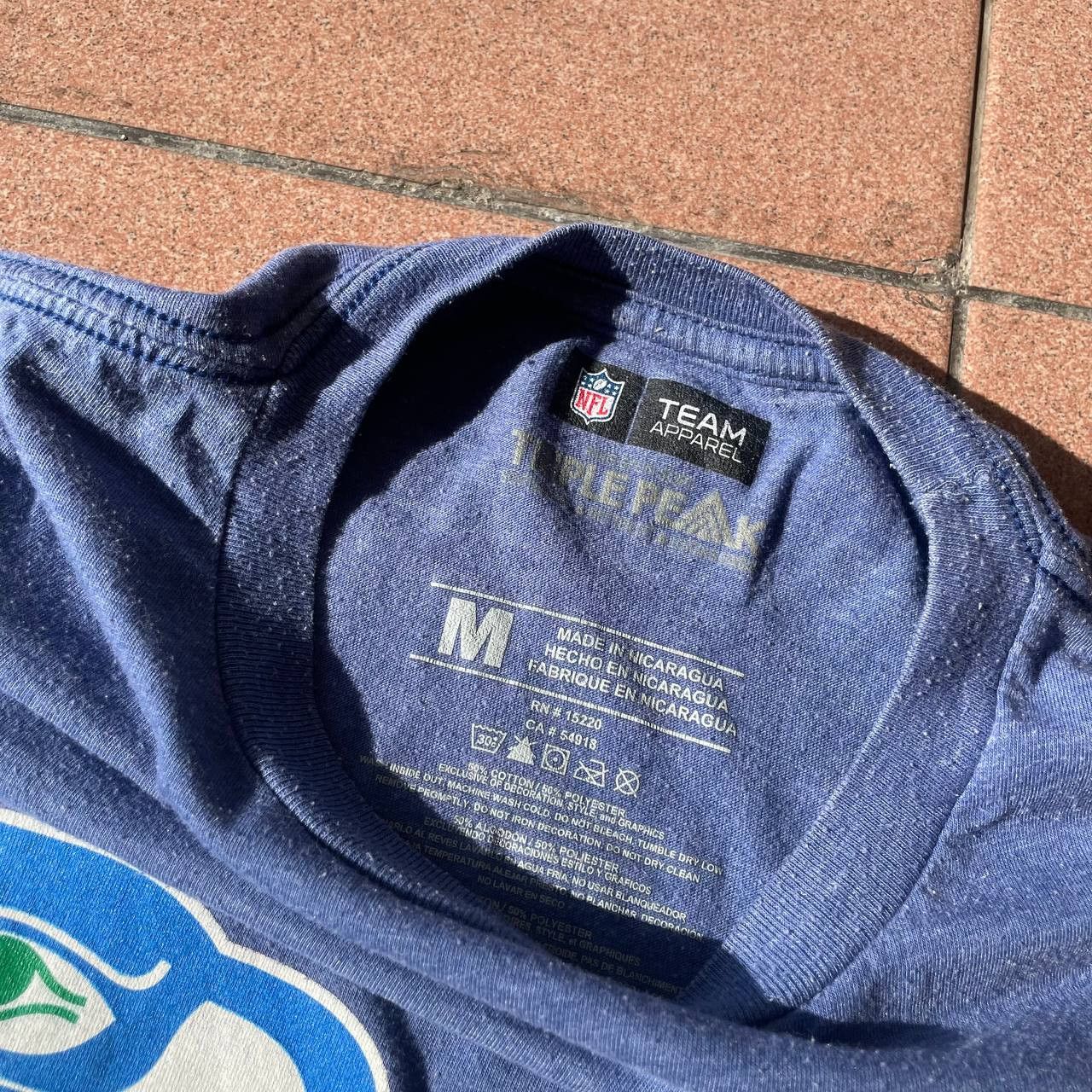 NFL CORTEZ KENNEDY FOOTBALL NFL TSHIRT Size US M / EU 48-50 / 2 - 4 Thumbnail