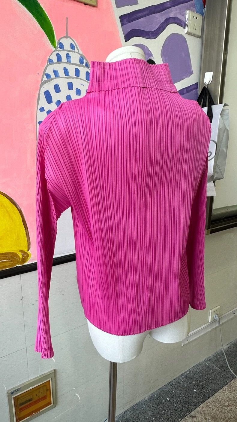 Issey Miyake Issey Miyake Rose pink pleated semi-high neck long-sleeved Size L / US 10 / IT 46 - 3 Thumbnail
