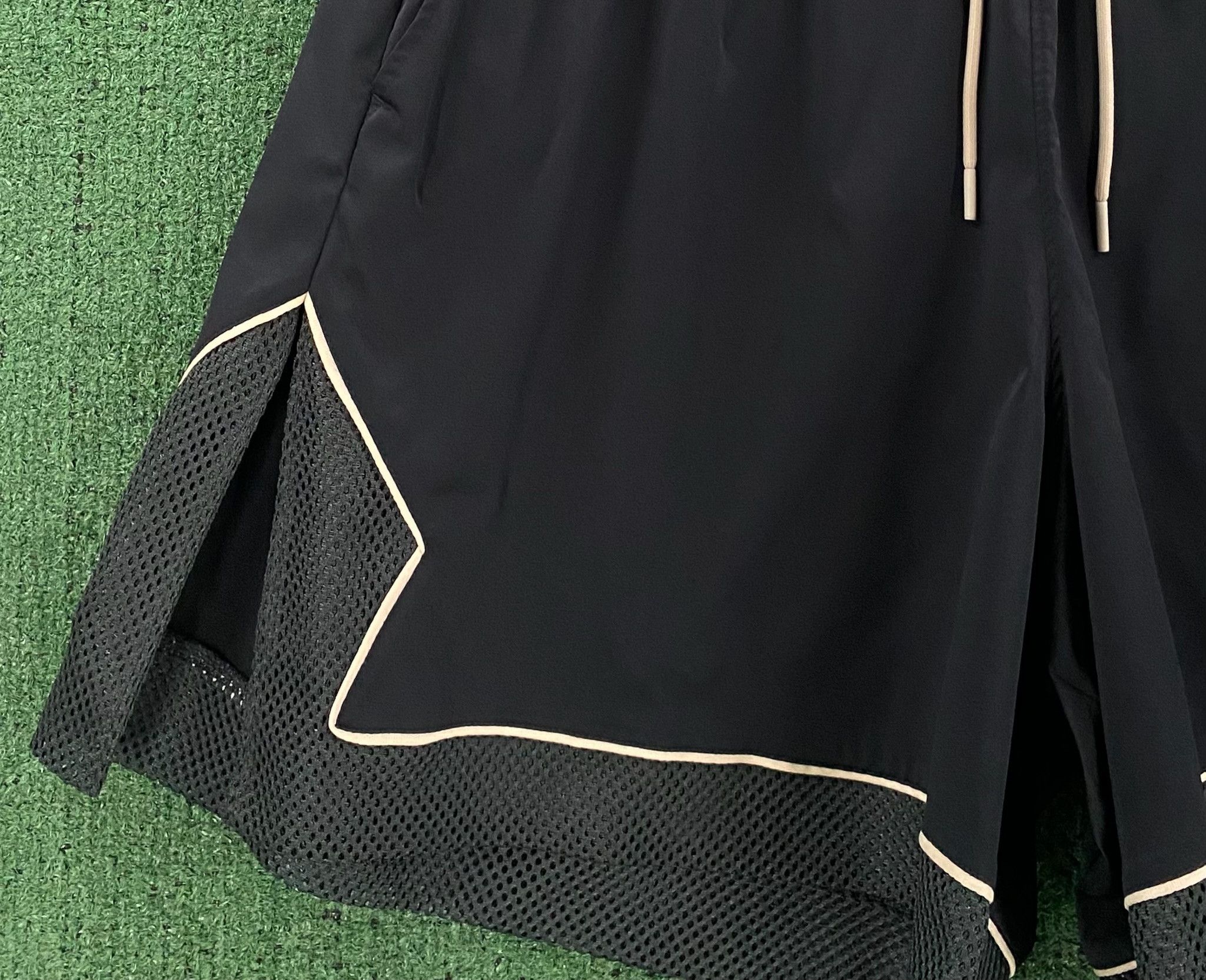 Jordan Brand Air Jordan Essentials Diamond Loose Fit Shiny Shorts 2XL Size 34" / US 12 / IT 48 - 3 Thumbnail