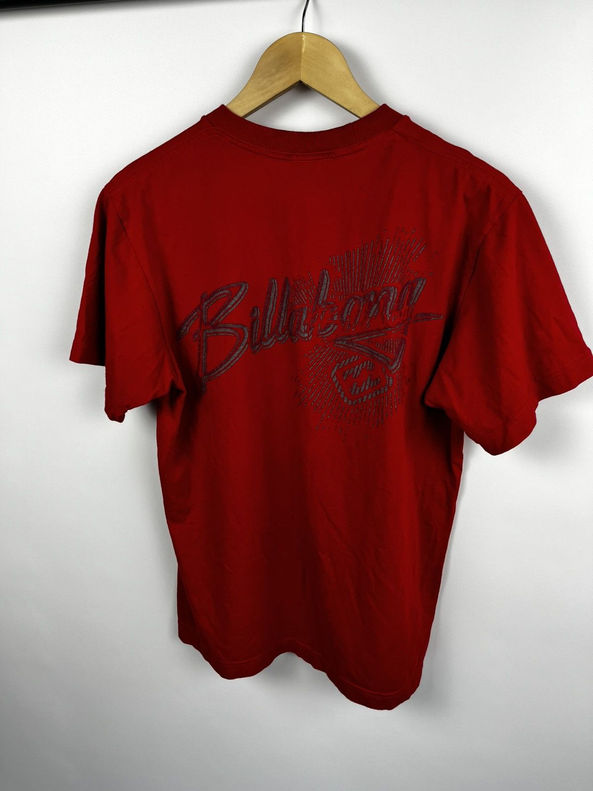 Billabong Vintage 90s Billabong Australia Surfboards t-shirt size L Size US L / EU 52-54 / 3 - 9 Thumbnail