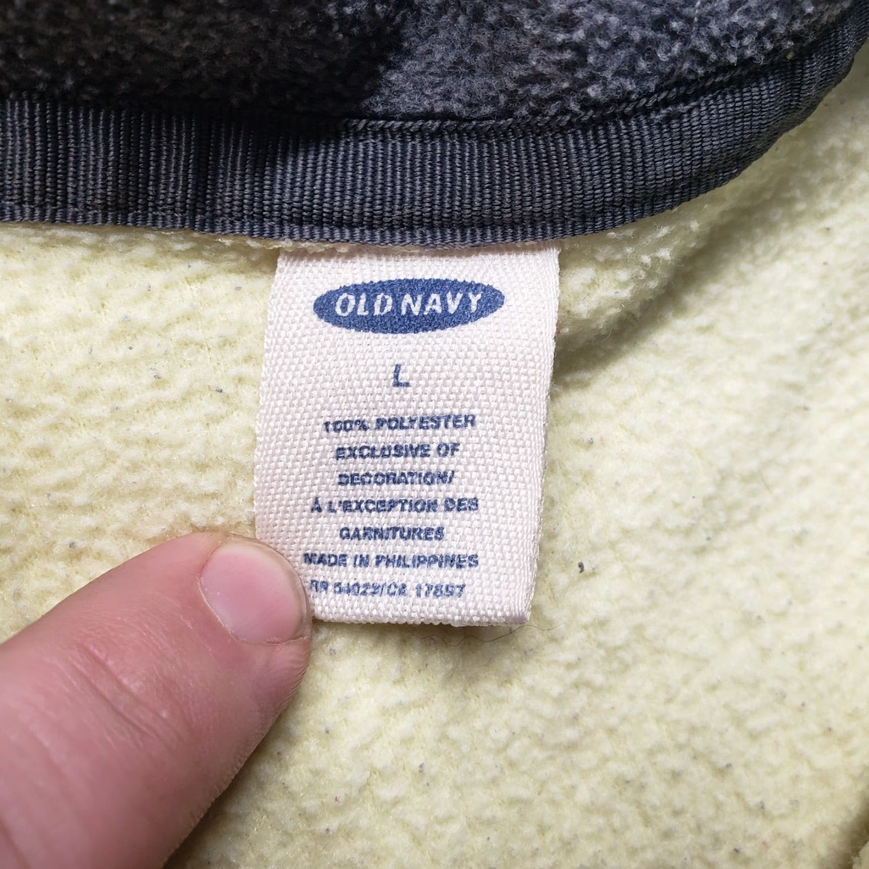 Old Navy Old Navy Green Yellow 1/4 Zip Pullover Sweater Women L Size Green Pullover Sweater 1/4 Zip Lightweight Adult Women Size L / US 10 / IT 46 - 3 Thumbnail