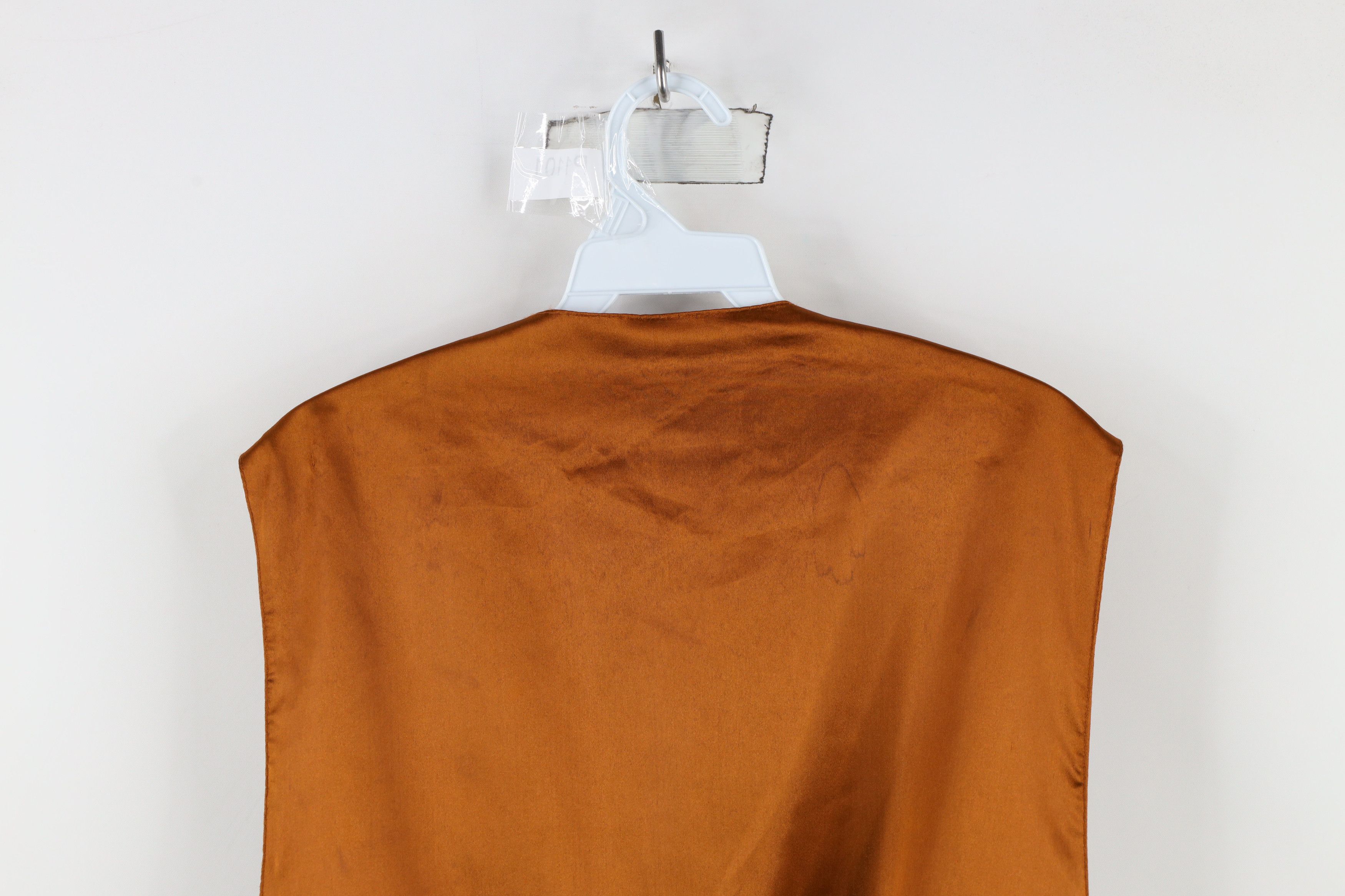 Vintage Vintage 90s Streetwear Buckle Back Suede Leather Vest Jacket Size US M / EU 48-50 / 2 - 14 Thumbnail