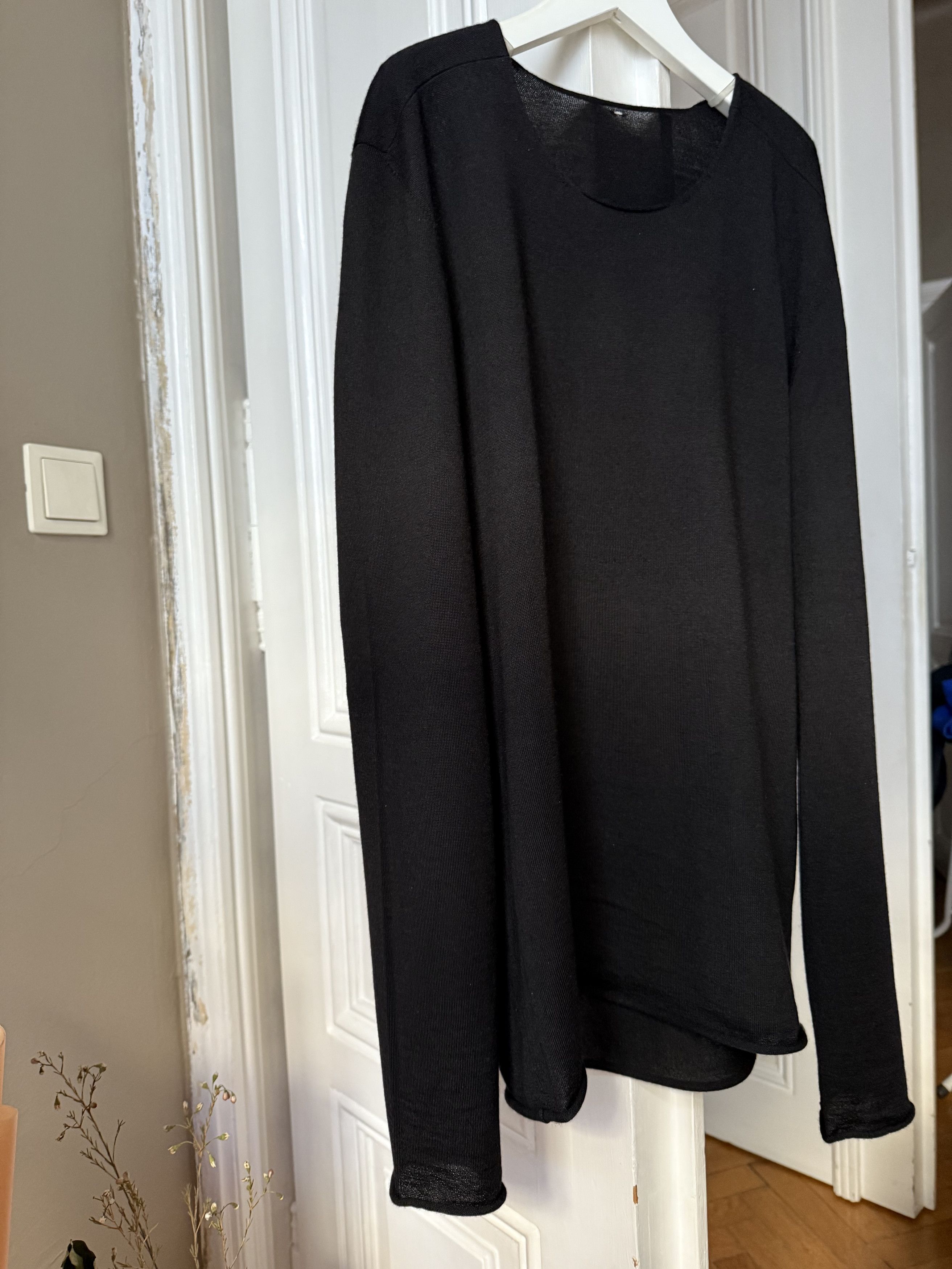 Label Under Construction LABEL UNDER CONSTRUCTION SWEATER -BLACK-SIZE M Size US M / EU 48-50 / 2 - 3 Thumbnail