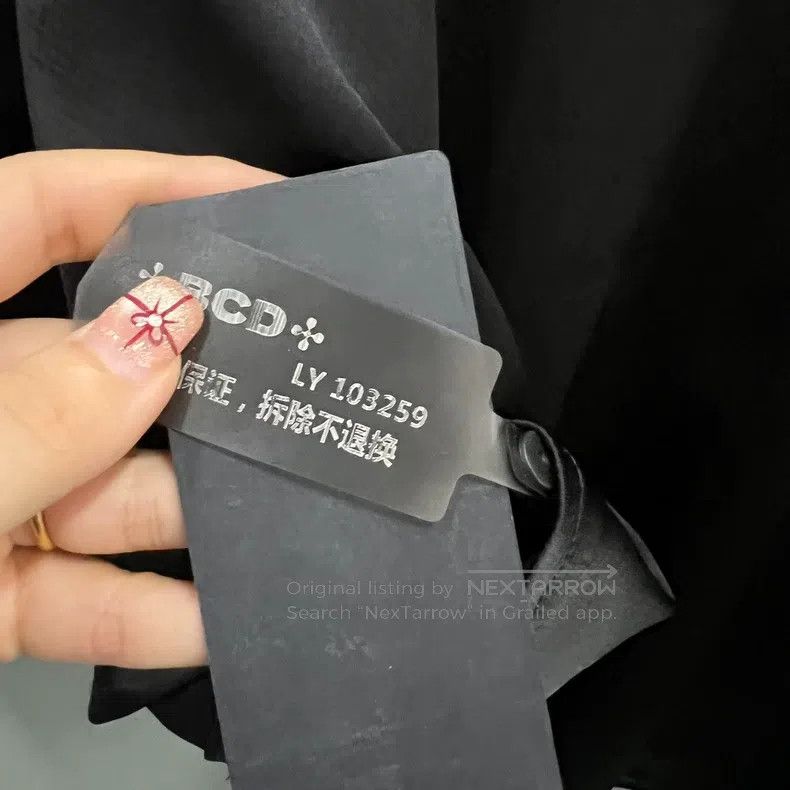 Loewe Loewe Black Embroidered Logo Silk Shirt with Ripped Pocket Size XS / US 0-2 / IT 36-38 - 9 Thumbnail