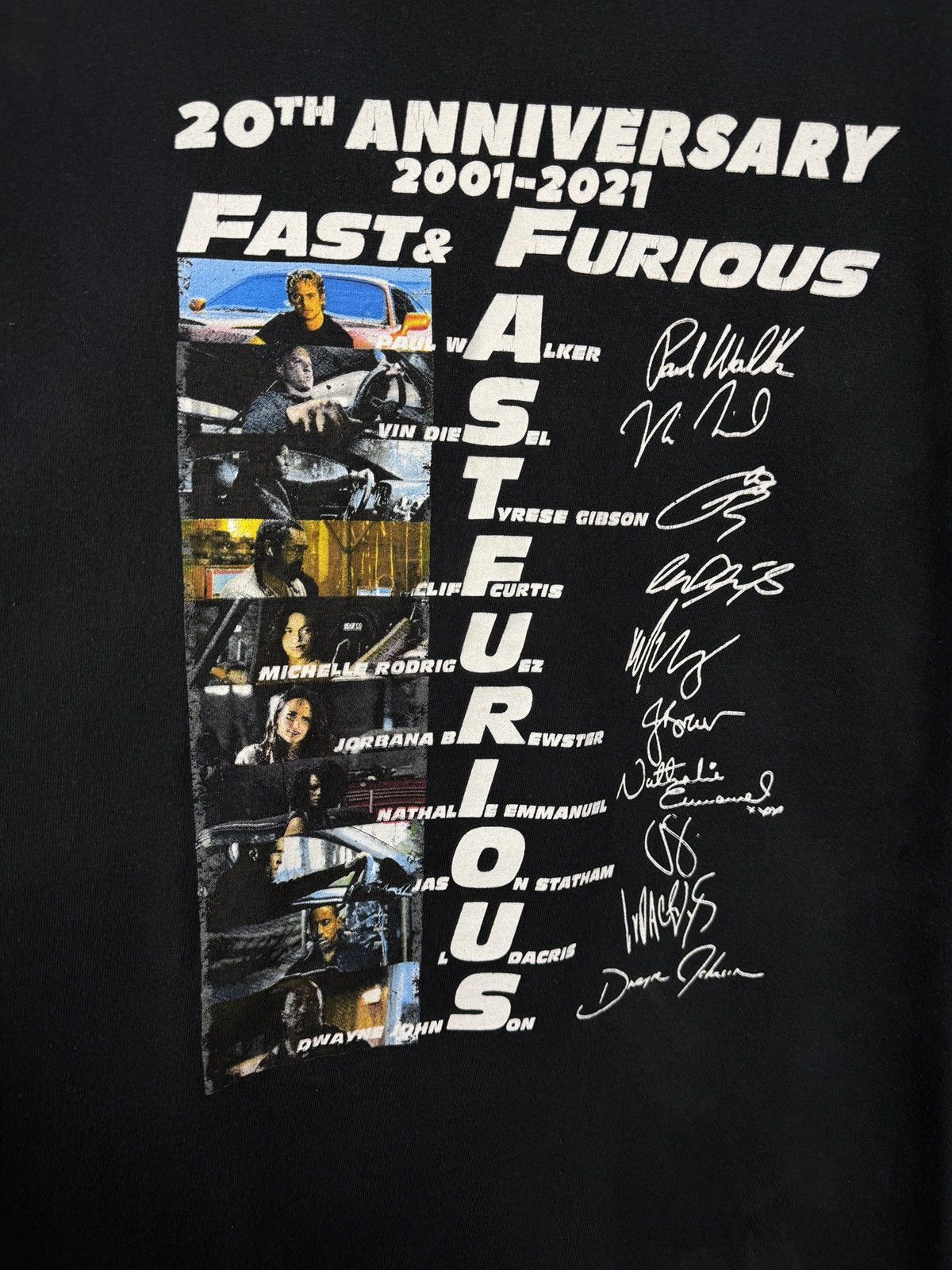 Gildan 🇺🇸 Vtg Fast Furious Vin Diesel Paul Walker T-Shirt 2001-2021 Size US XL / EU 56 / 4 - 4 Thumbnail