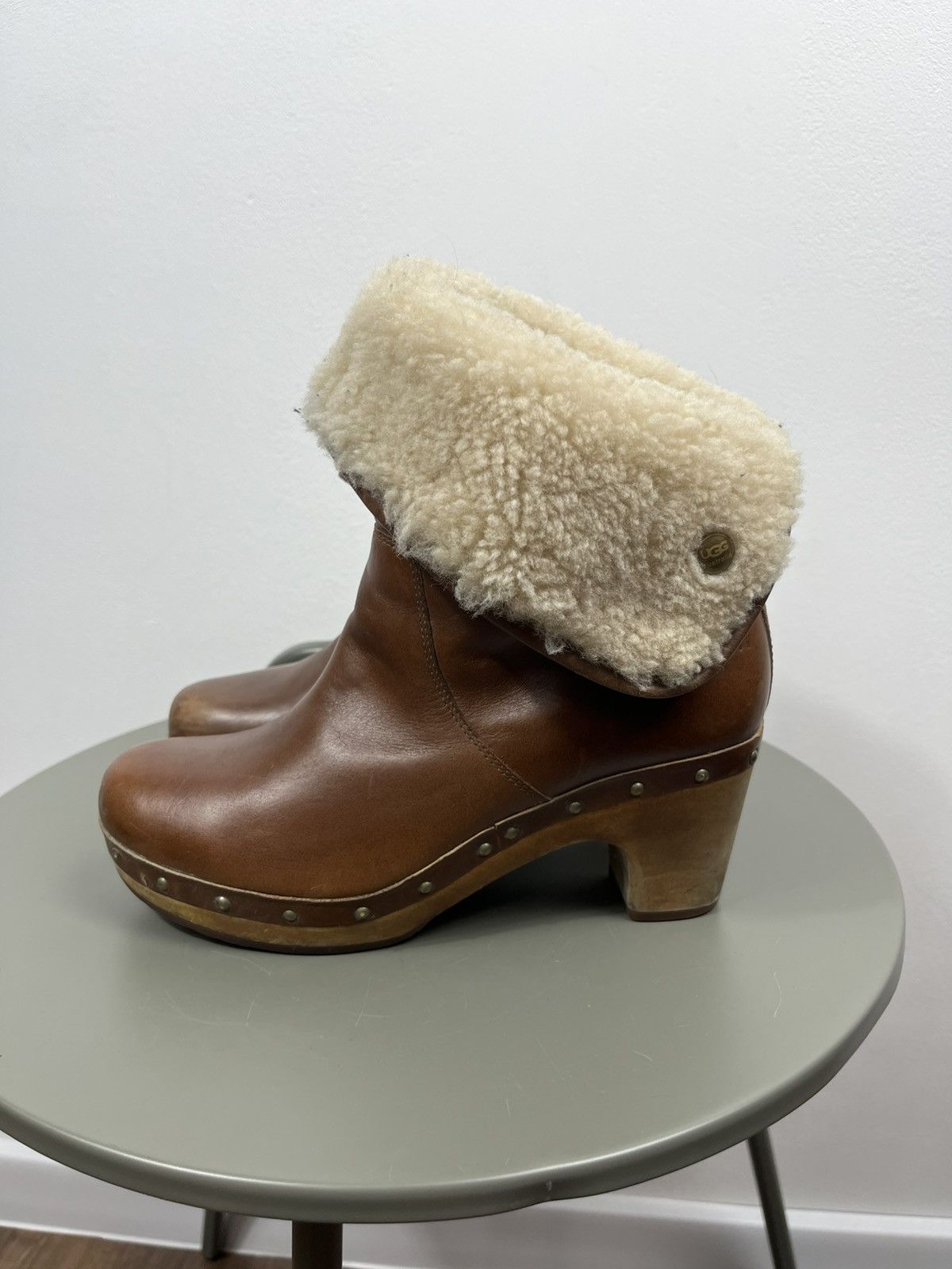 Ugg UGG Shearling Lined Leather Clog Boots Wooden Heel EU 38 US7 Size US 7 / IT 37 - 5 Thumbnail