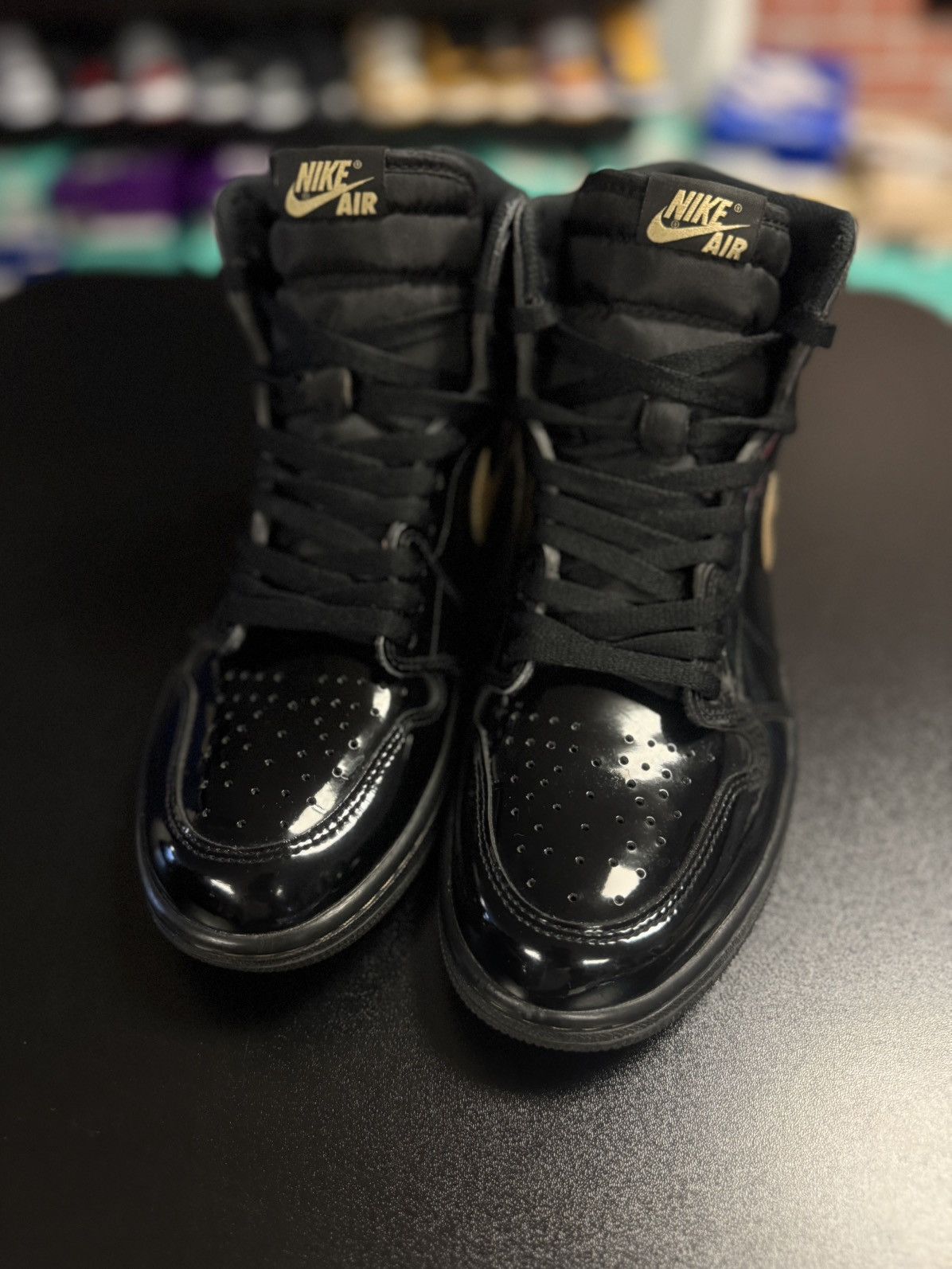 Jordan Brand × Nike Jordan 1 Black Metallic Gold (2020) Size 10 🧼 Size US 10 / EU 43 - 8 Thumbnail