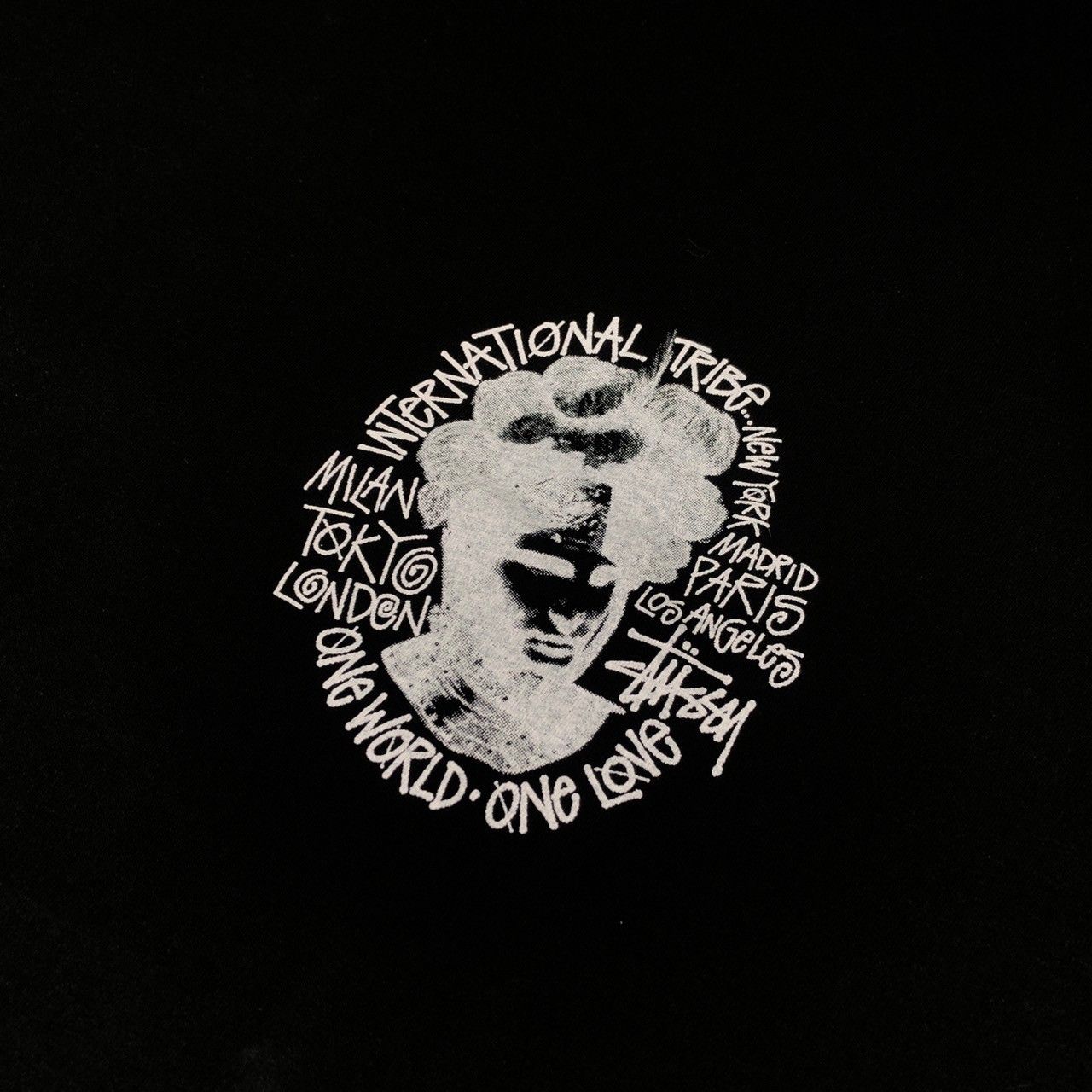 Stussy × Vintage Stussy Chamelot Tee Size US XL / EU 56 / 4 - 4 Thumbnail