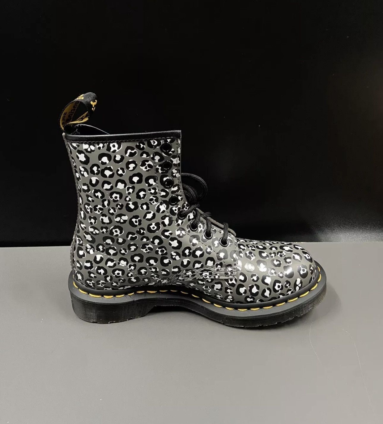 Dr. Martens Dr Marten Boot (6) Size US 6 / IT 36 - 6 Thumbnail