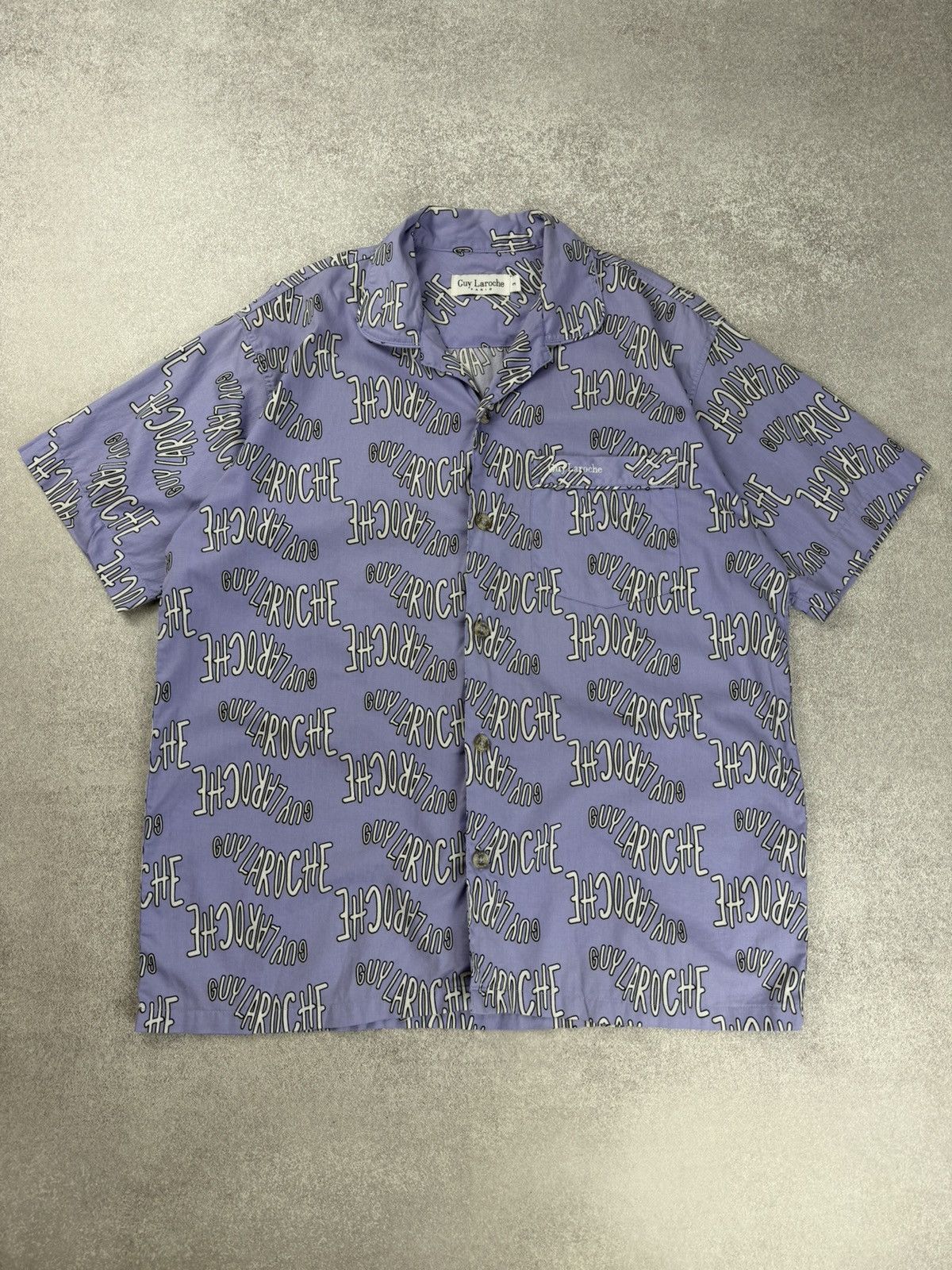 Guy Laroche Guy Laroche Monogram Short Sleeve Short Size 3 Size US L / EU 52-54 / 3 - 1 Thumbnail