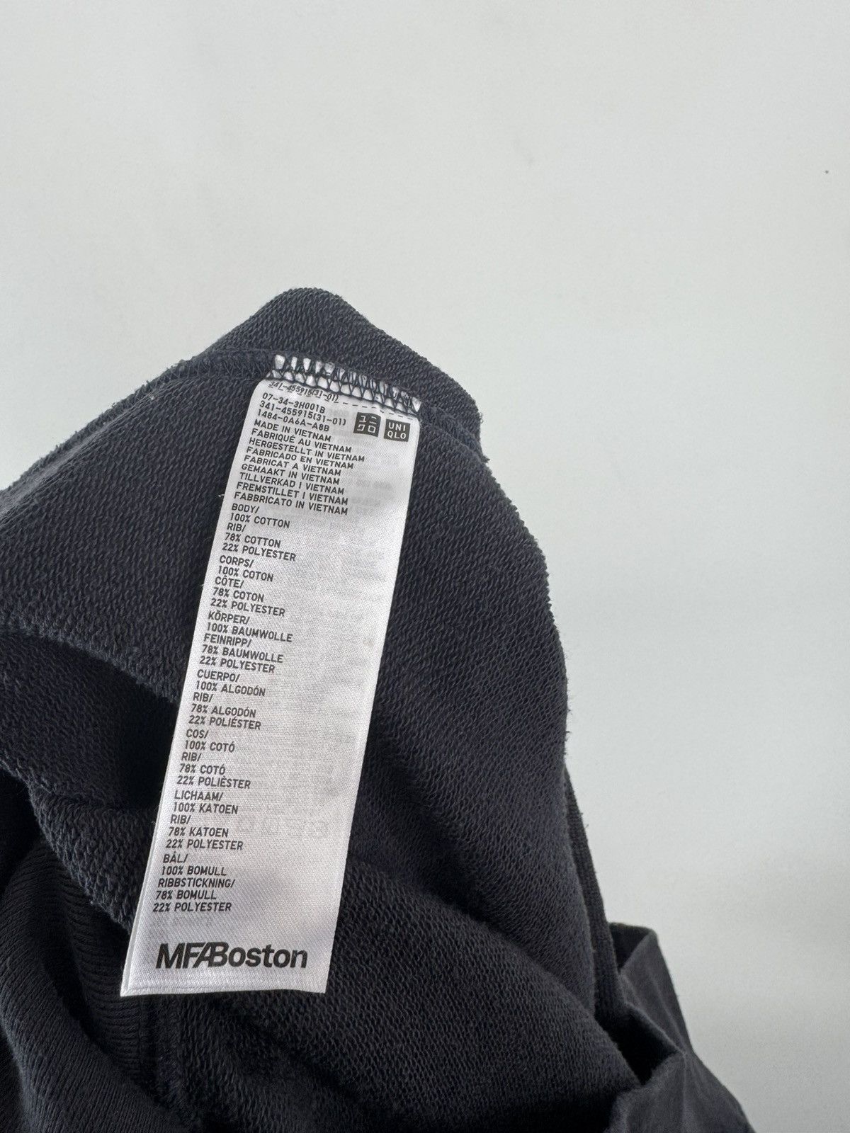 Uniqlo Uniqlo x MFA Boston Big Logo Japanesse Big Logo Sweatshirt Size US L / EU 52-54 / 3 - 4 Thumbnail