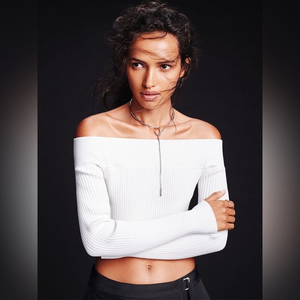 Other C/MEO Life Is Real stretch thick knit ribbed white crop top Size XS / US 0-2 / IT 36-38 - 1 Thumbnail