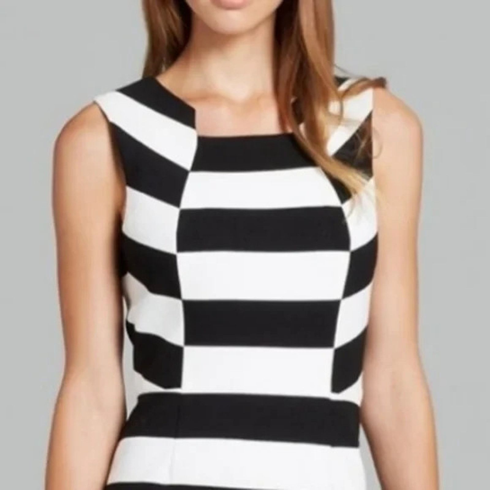 Trina Turk TRINA TURK BLACK & WHITE STRIPED GEO BODY CON DRESS SZ 4 Size S / US 4 / IT 40 - 6 Thumbnail
