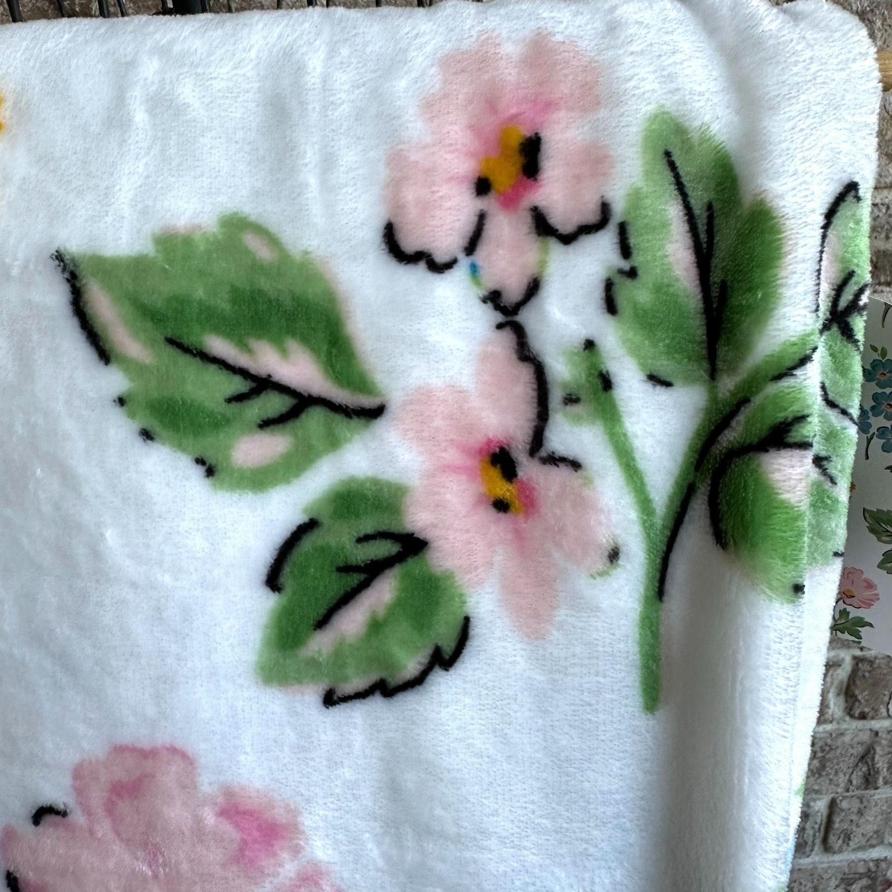 Designer × Handmade Studio Curate Plush Throw Butterflies Flowers 50 x 70 inch F Size ONE SIZE - 9 Thumbnail