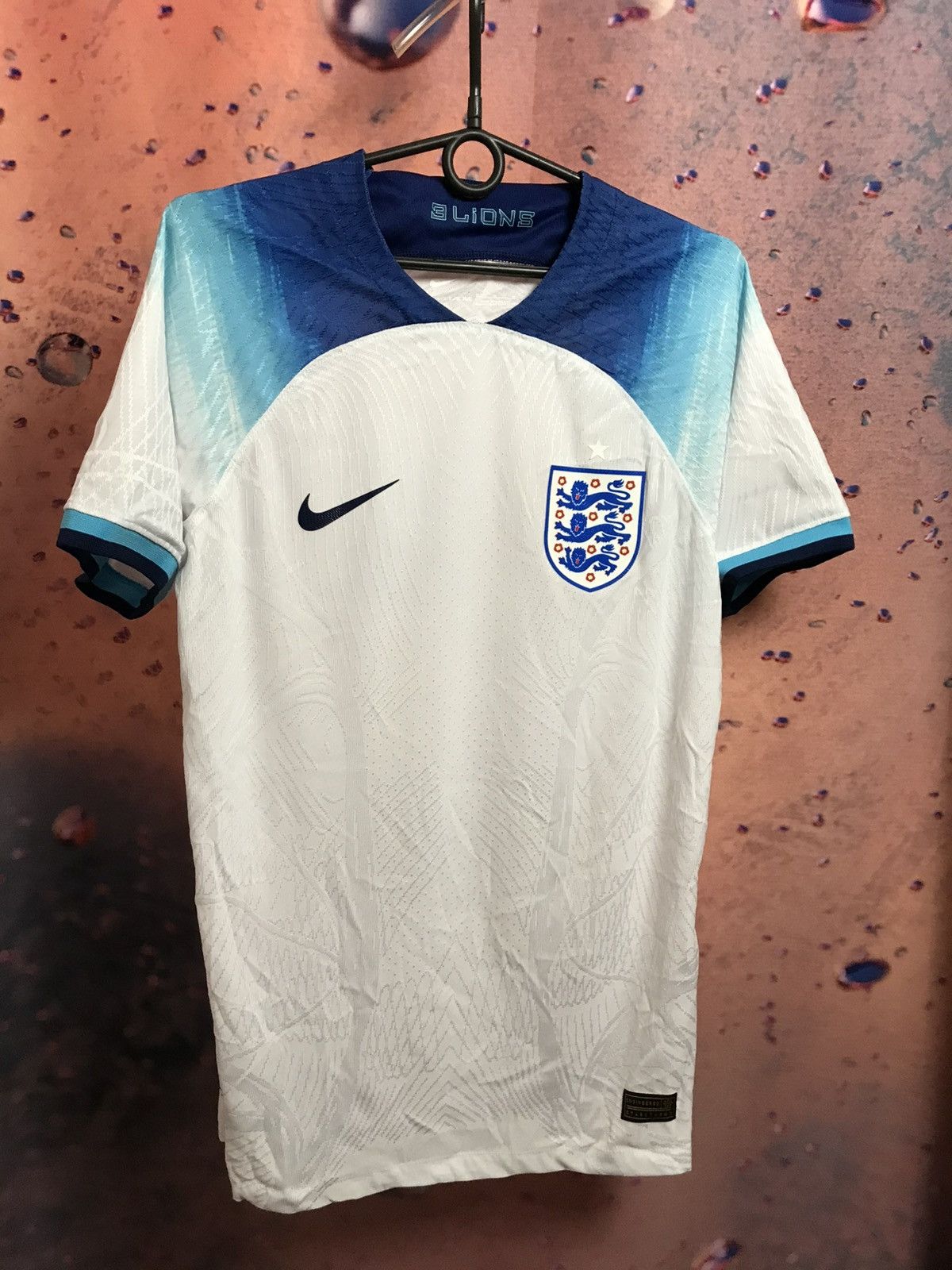 Nike England 3 lions soccer jersey Size US M / EU 48-50 / 2 - 2 Thumbnail