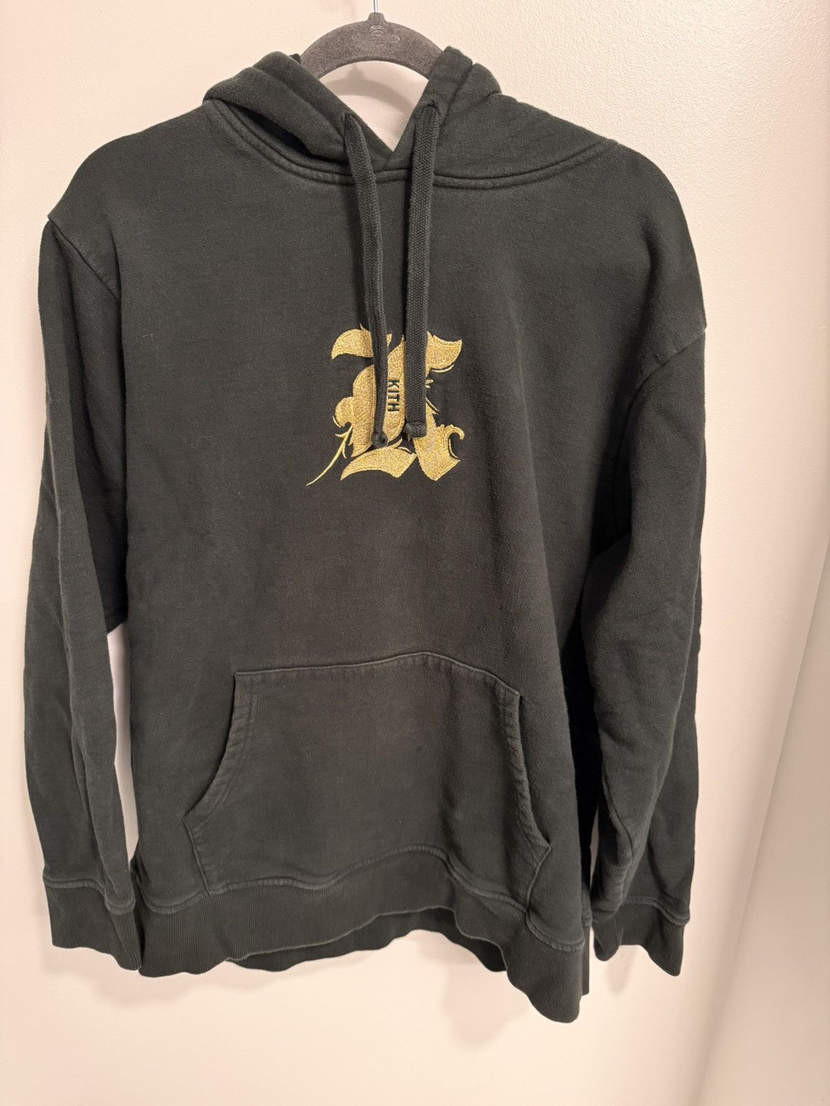 Kith Kith Gothic K Green Hoodie XL Size US XL / EU 56 / 4 - 1 Thumbnail
